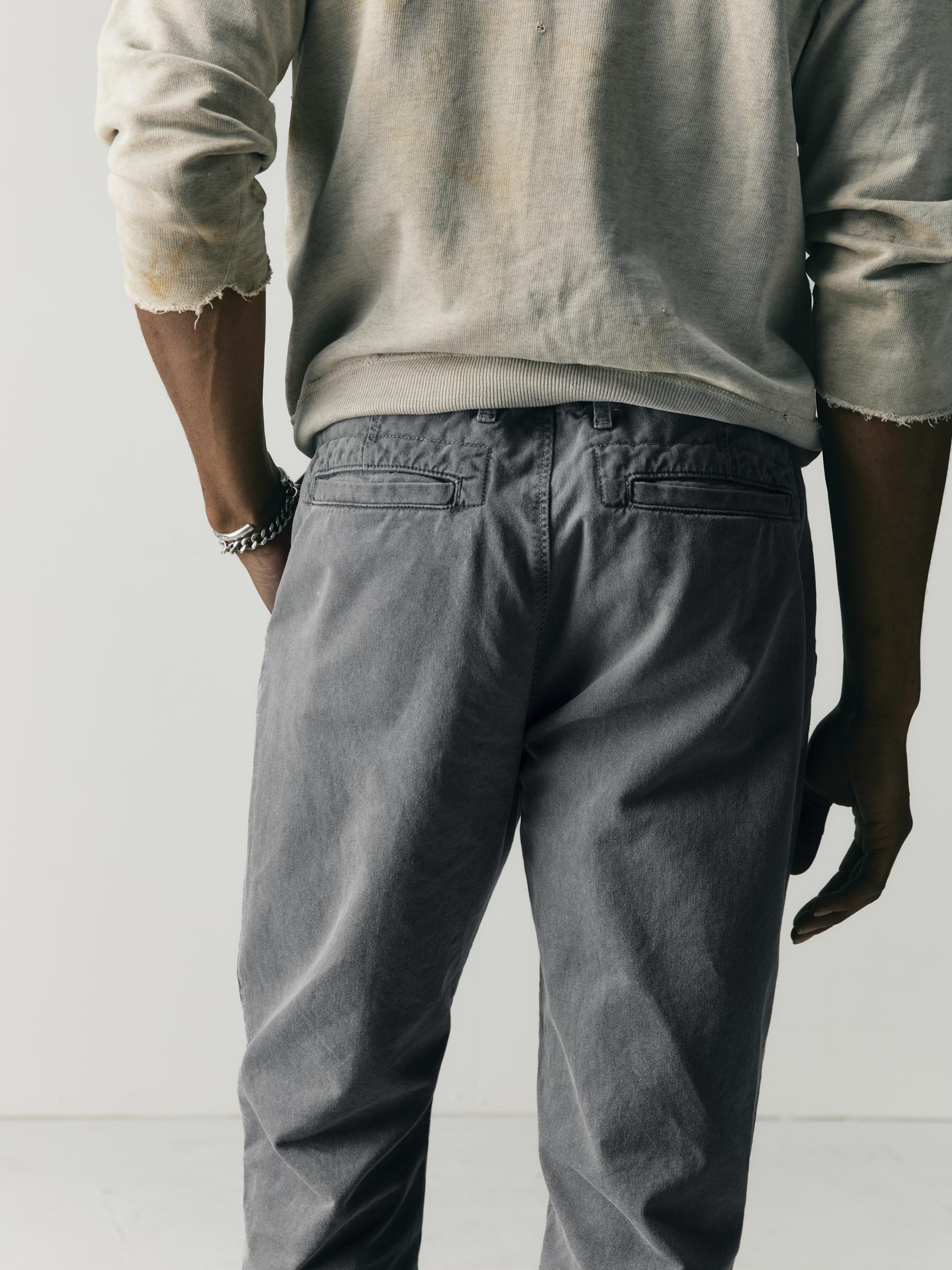 all american chino in faded black - Image 3