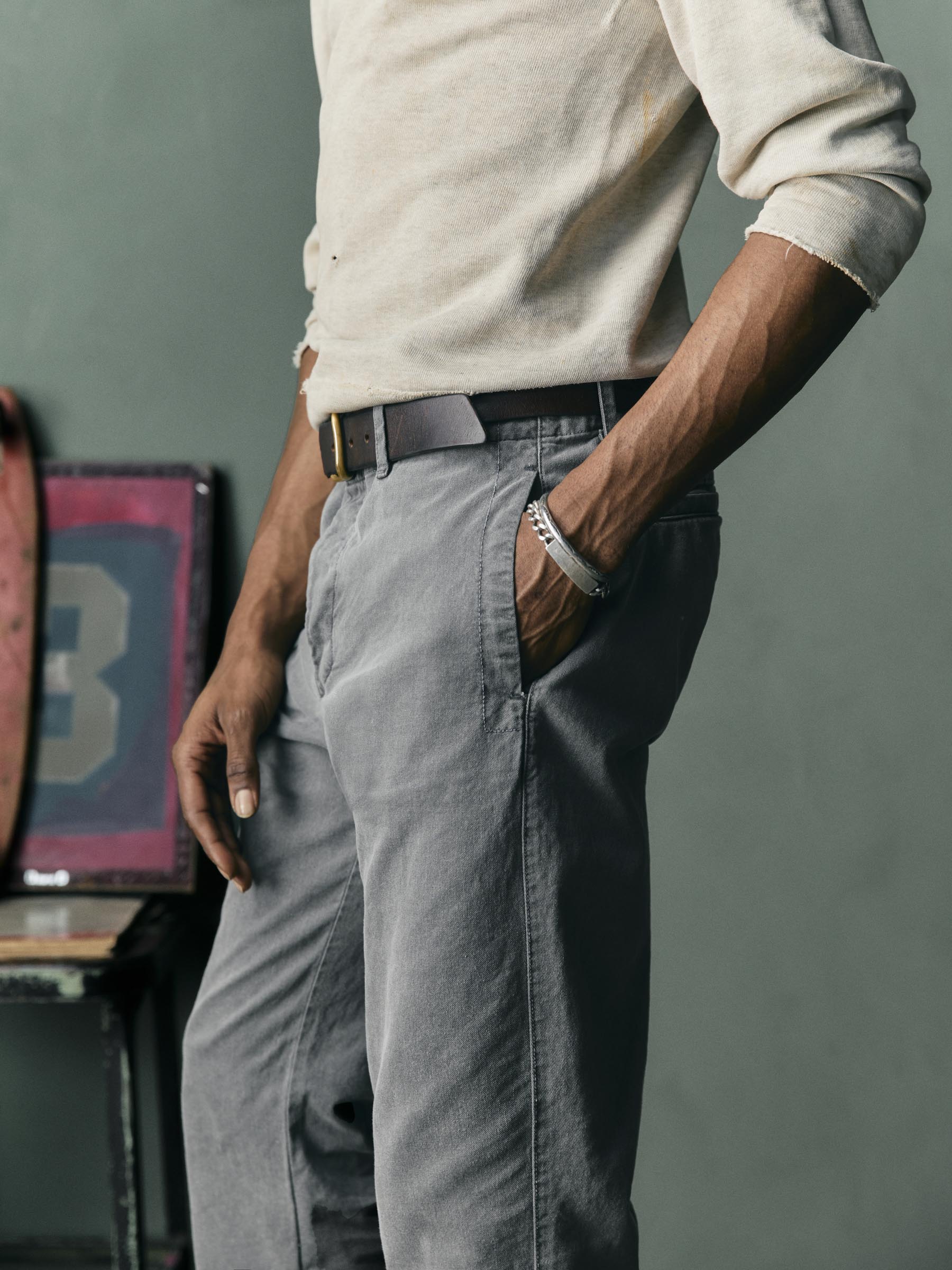all american chino in faded black - Image 7