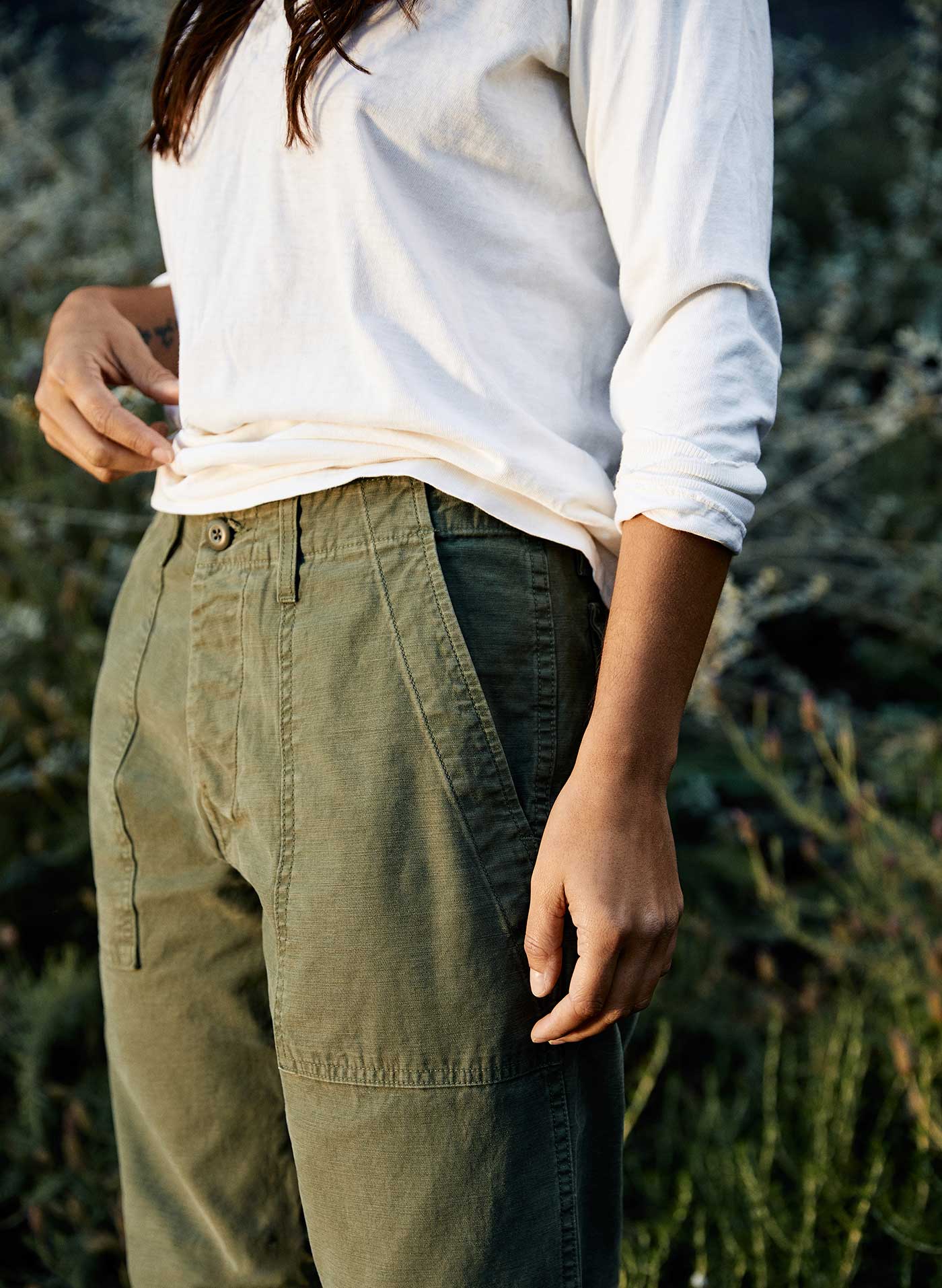 blake military trouser in olive - Image 10