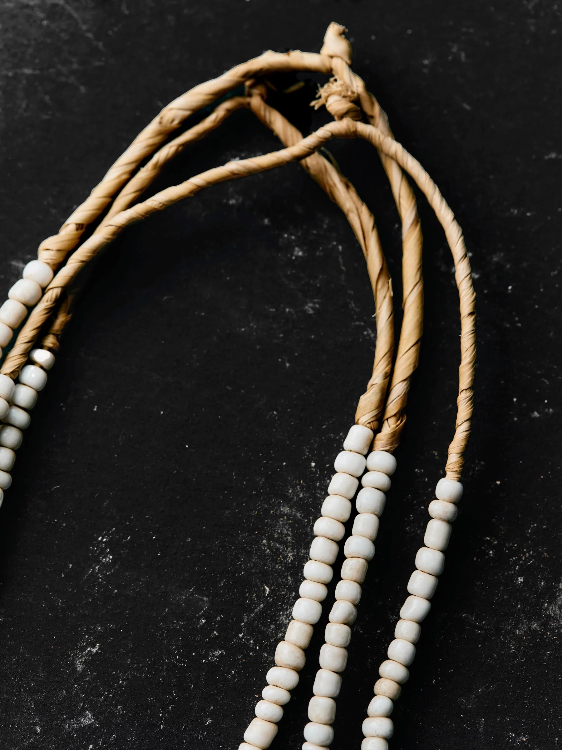 bone small glass beads - Image 3