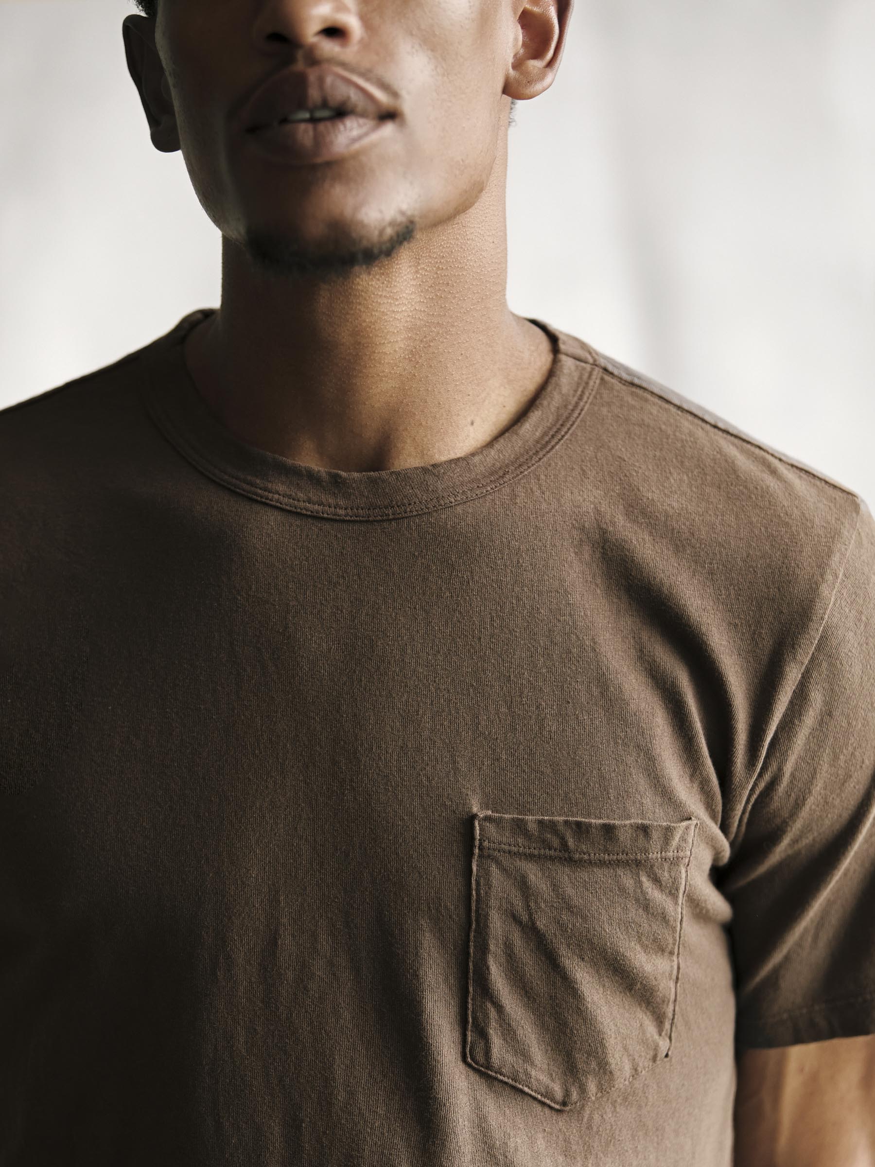 brown knit pocket tee - Image 5