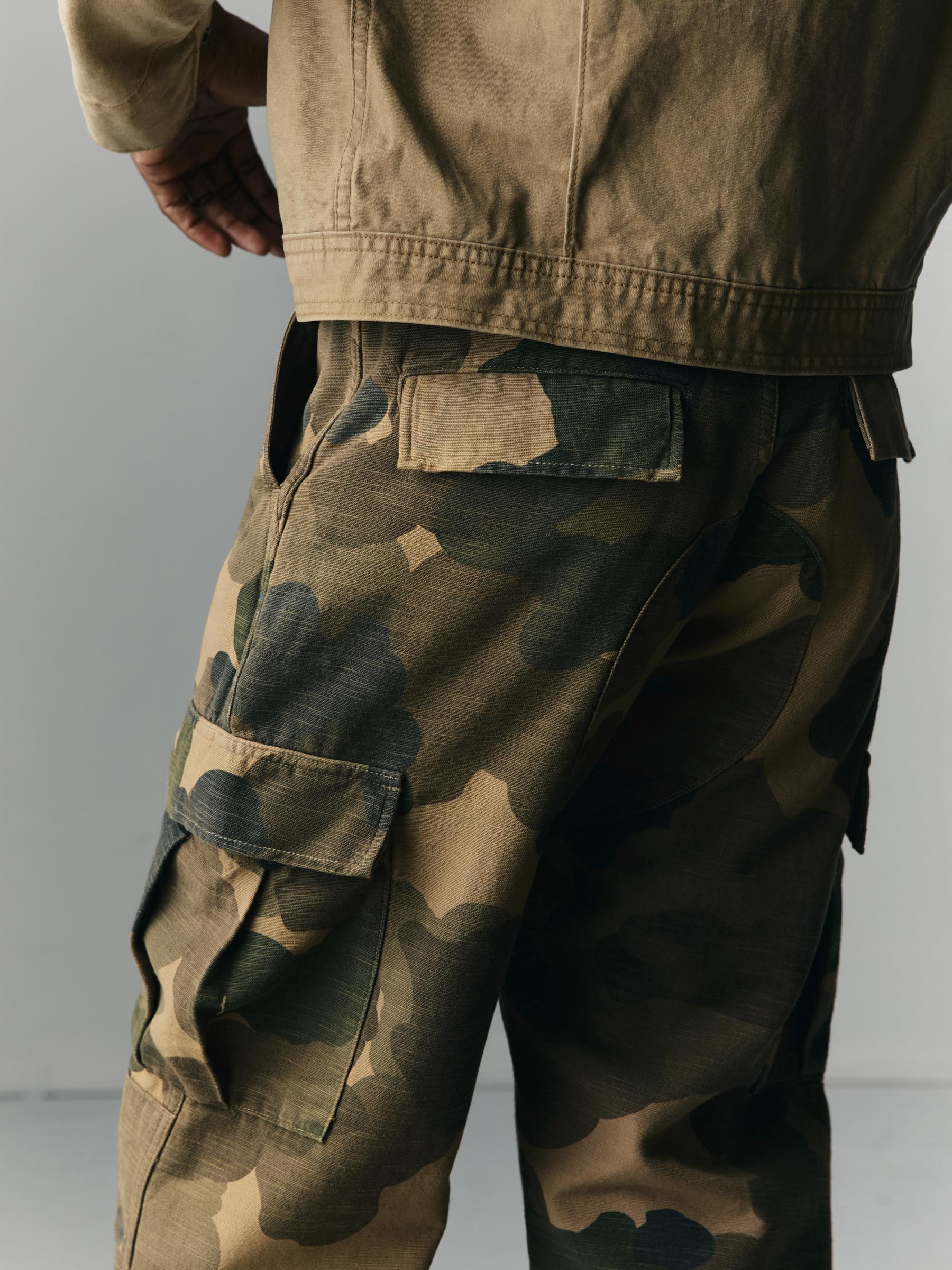 camp pant in painted camo - Image 6