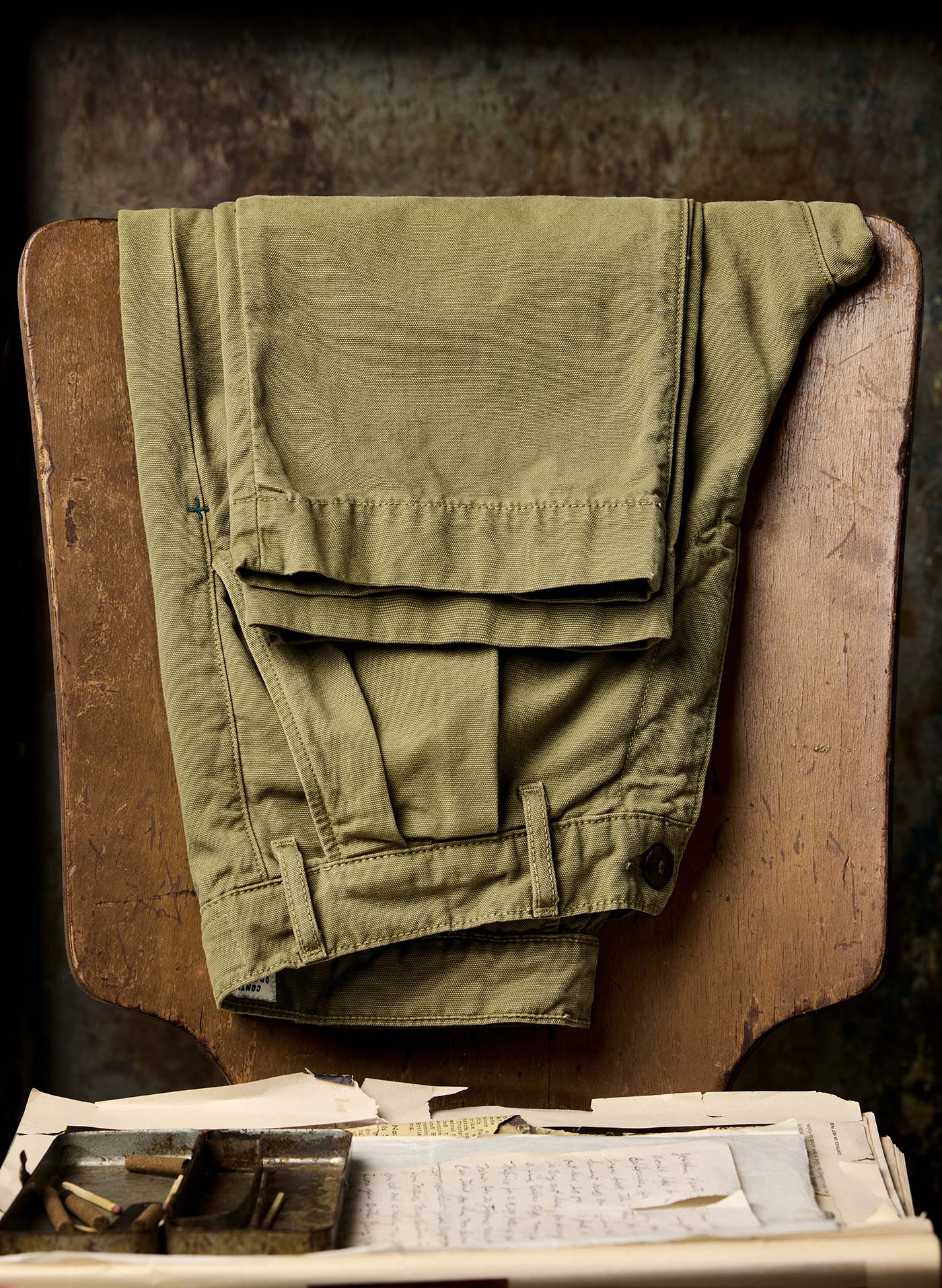 campbell pleated chino in field tan - Image 7
