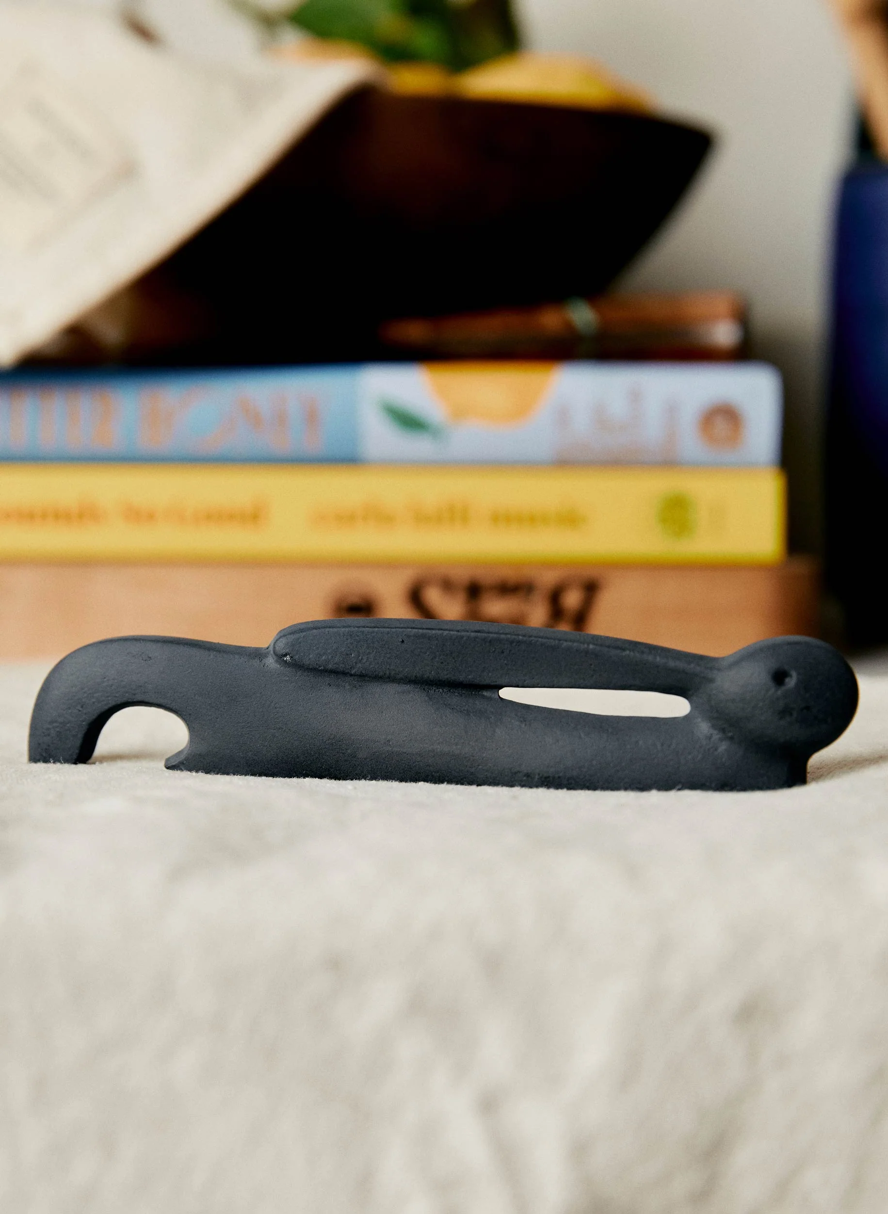 cast iron rabbit bottle opener - Image 4