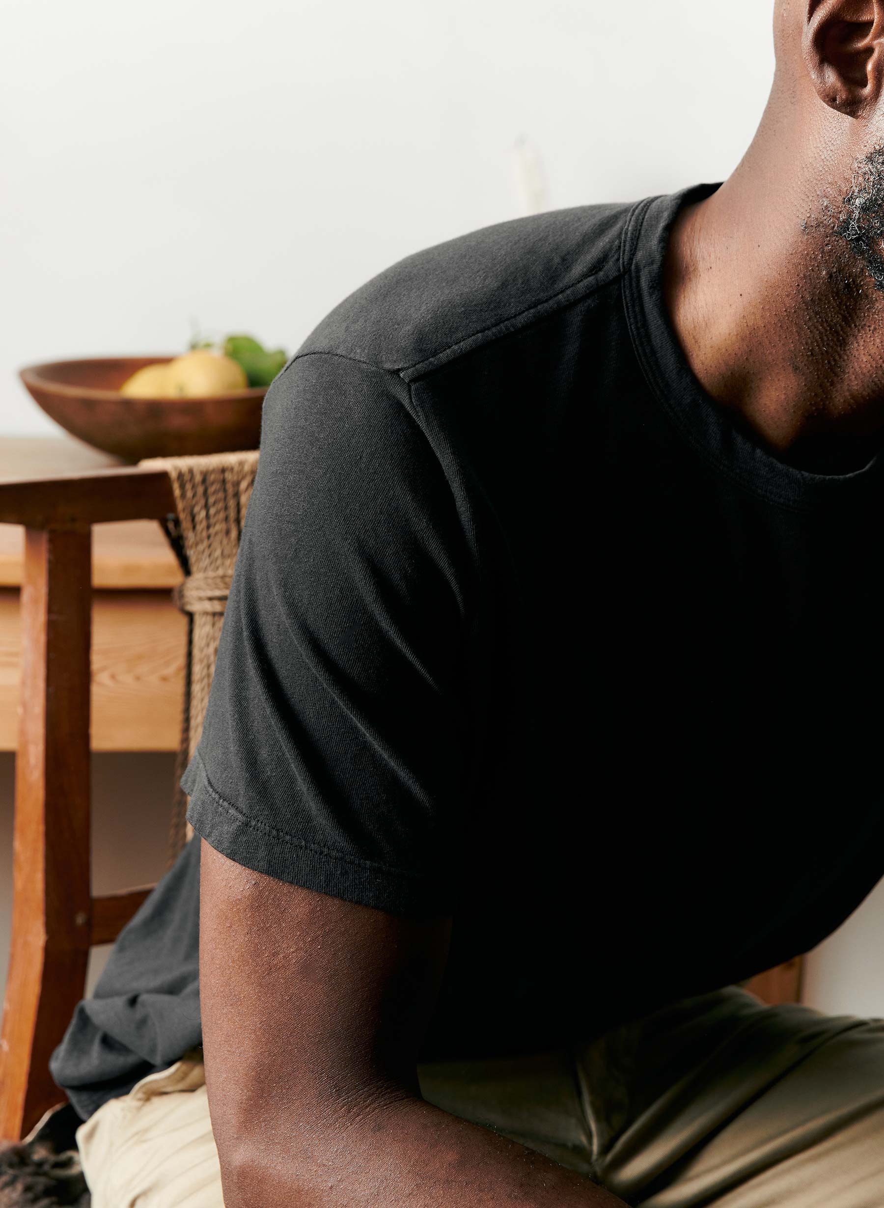 classic knit faded black crew - Image 4