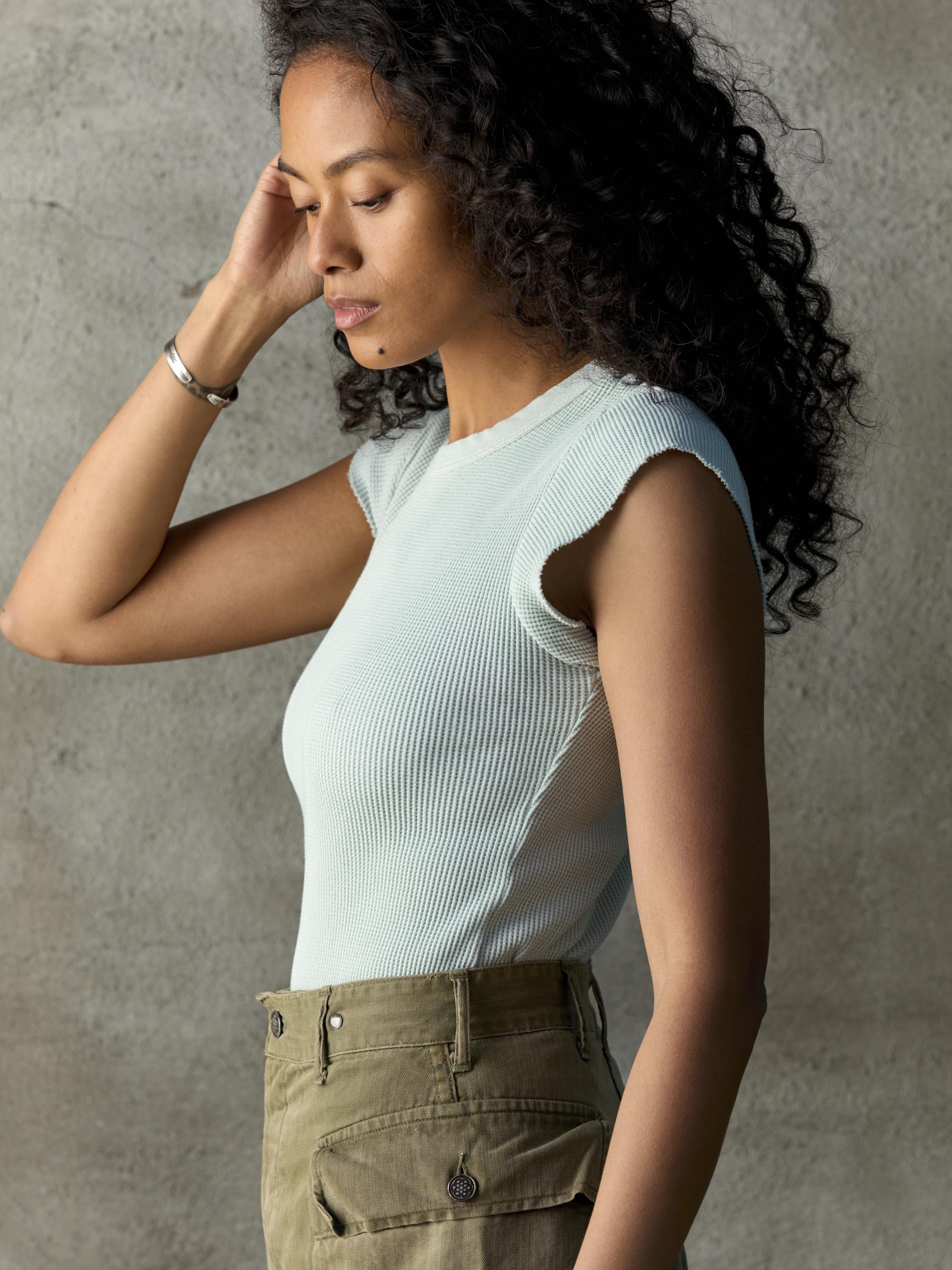 cut sleeve thermal in sky blue - Image 4