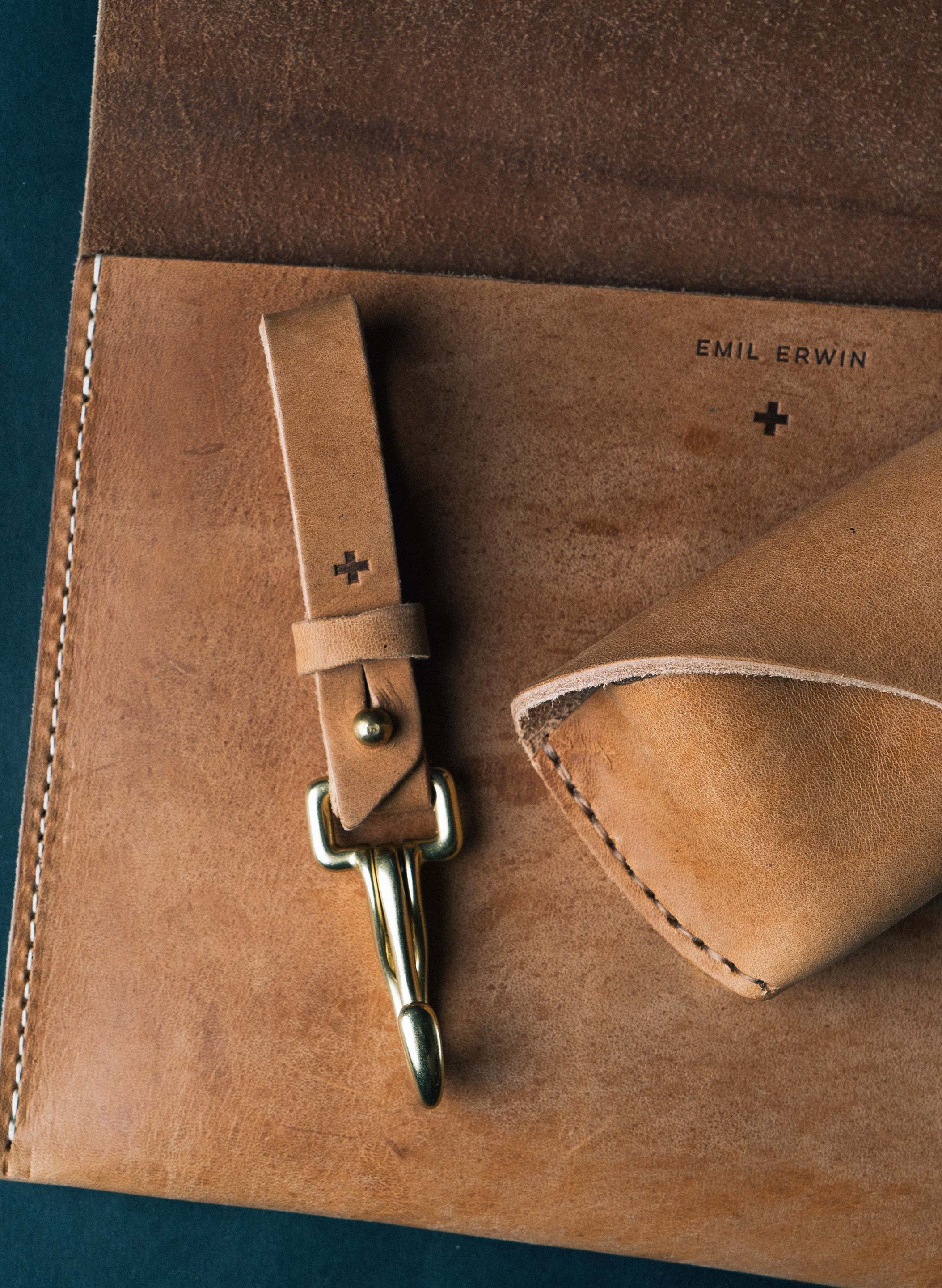 emil erwin x i+w keychain in natural - Image 7