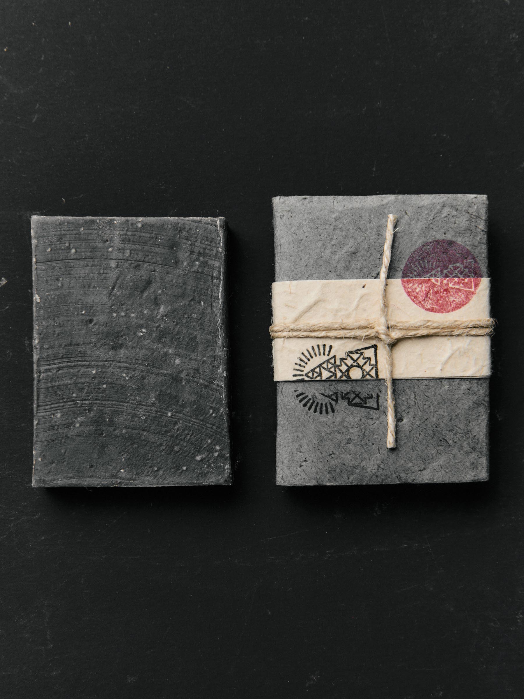 exfoliating charcoal soap - Image 3