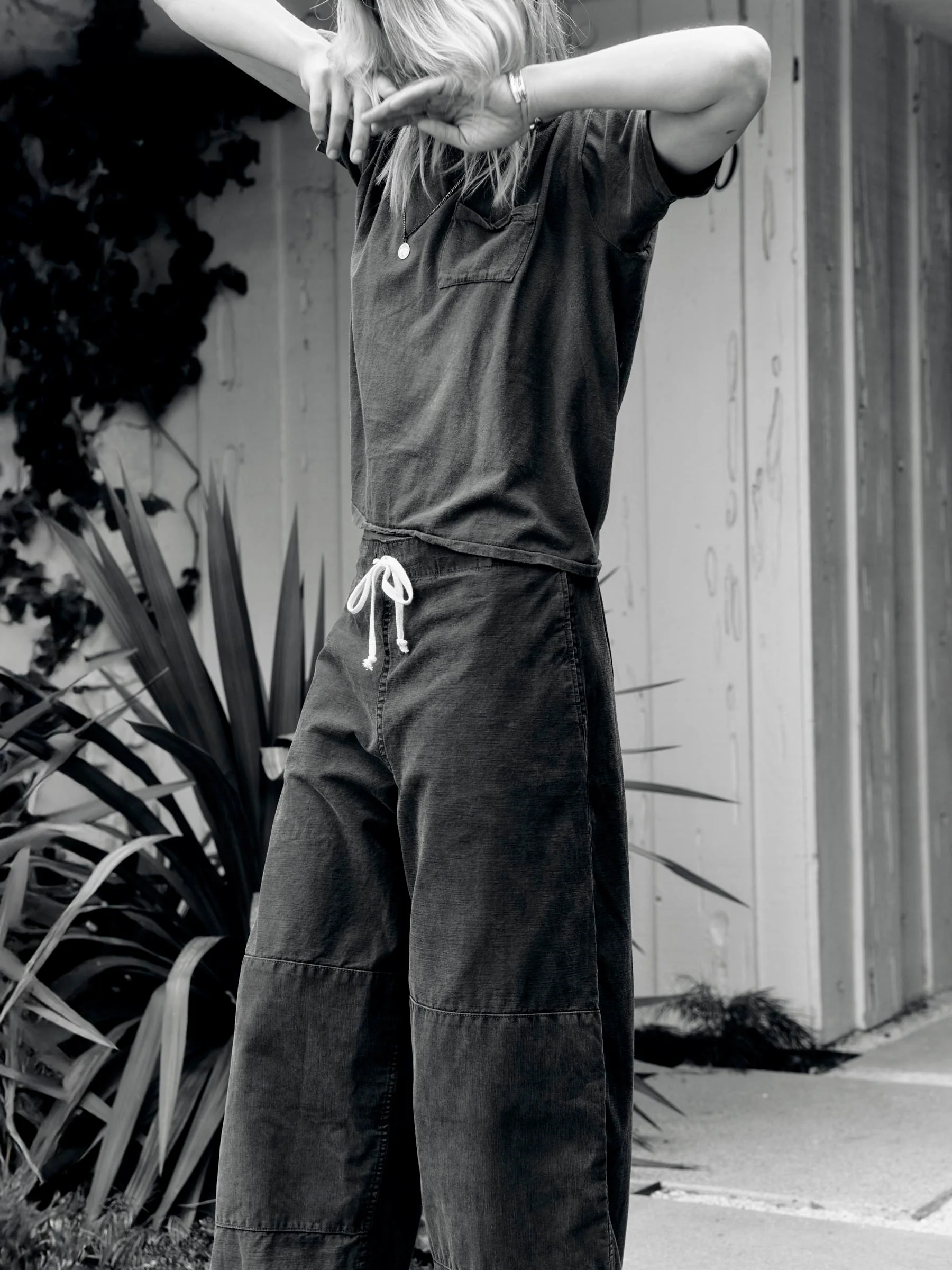 flight pant in faded black - Image 9
