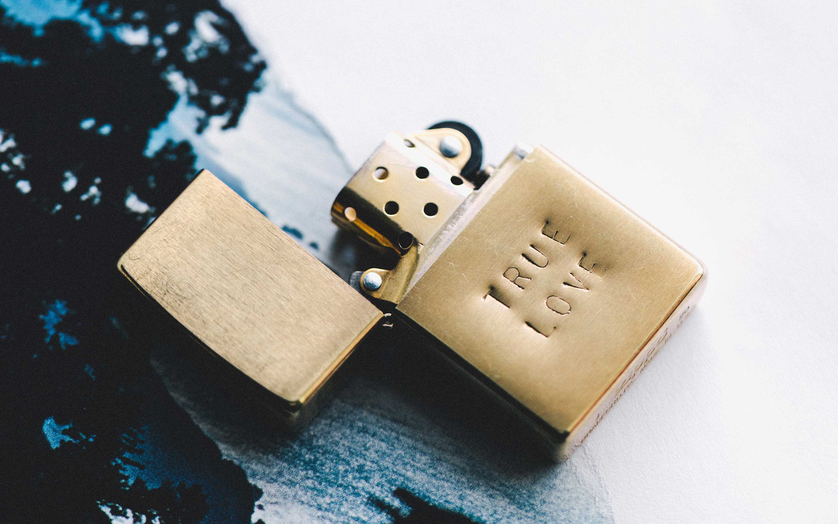 hand stamped "true love" zippo - Image 3
