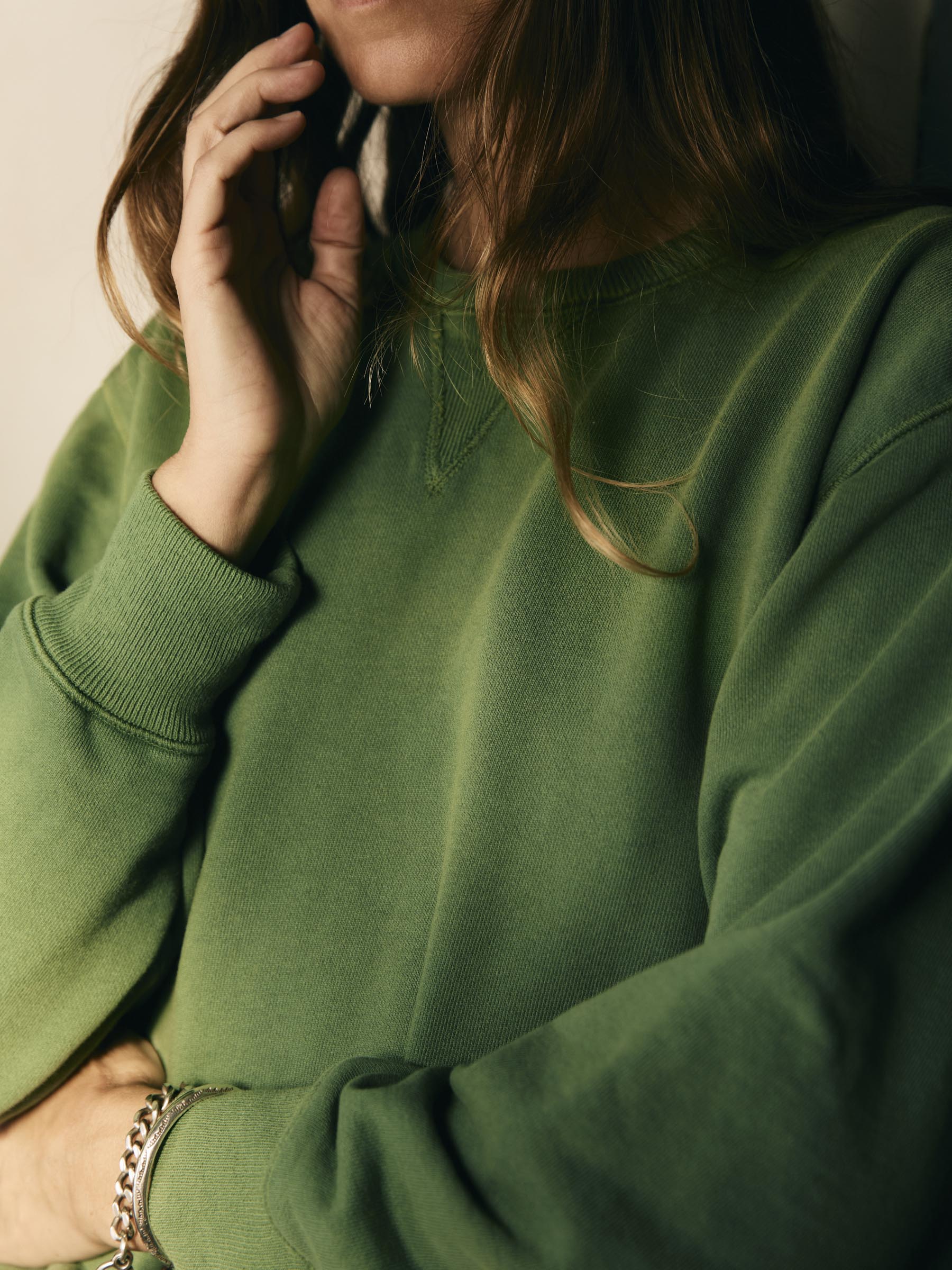 hilts sweatshirt sunfaded green - Image 6