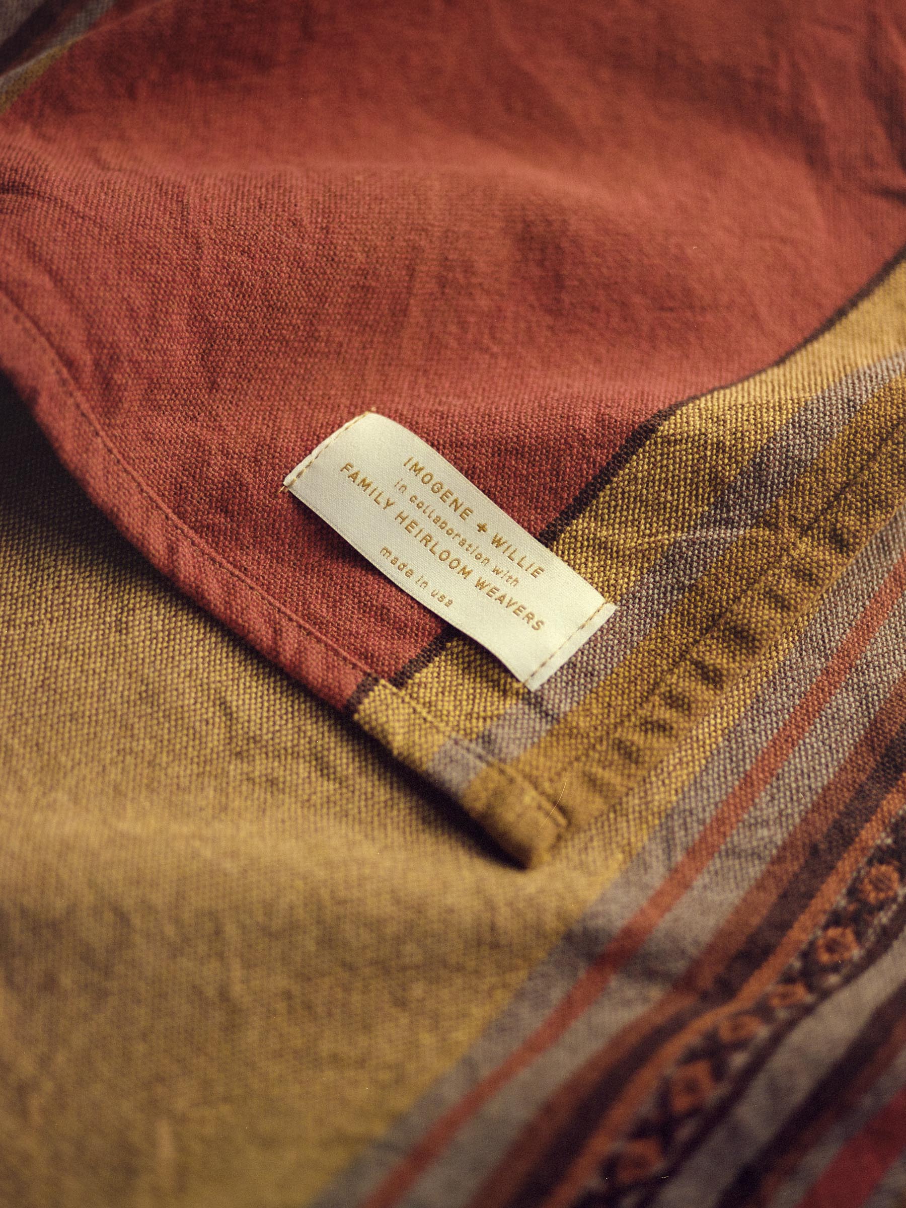 i+w x family heirloom weavers beach blanket - Image 3