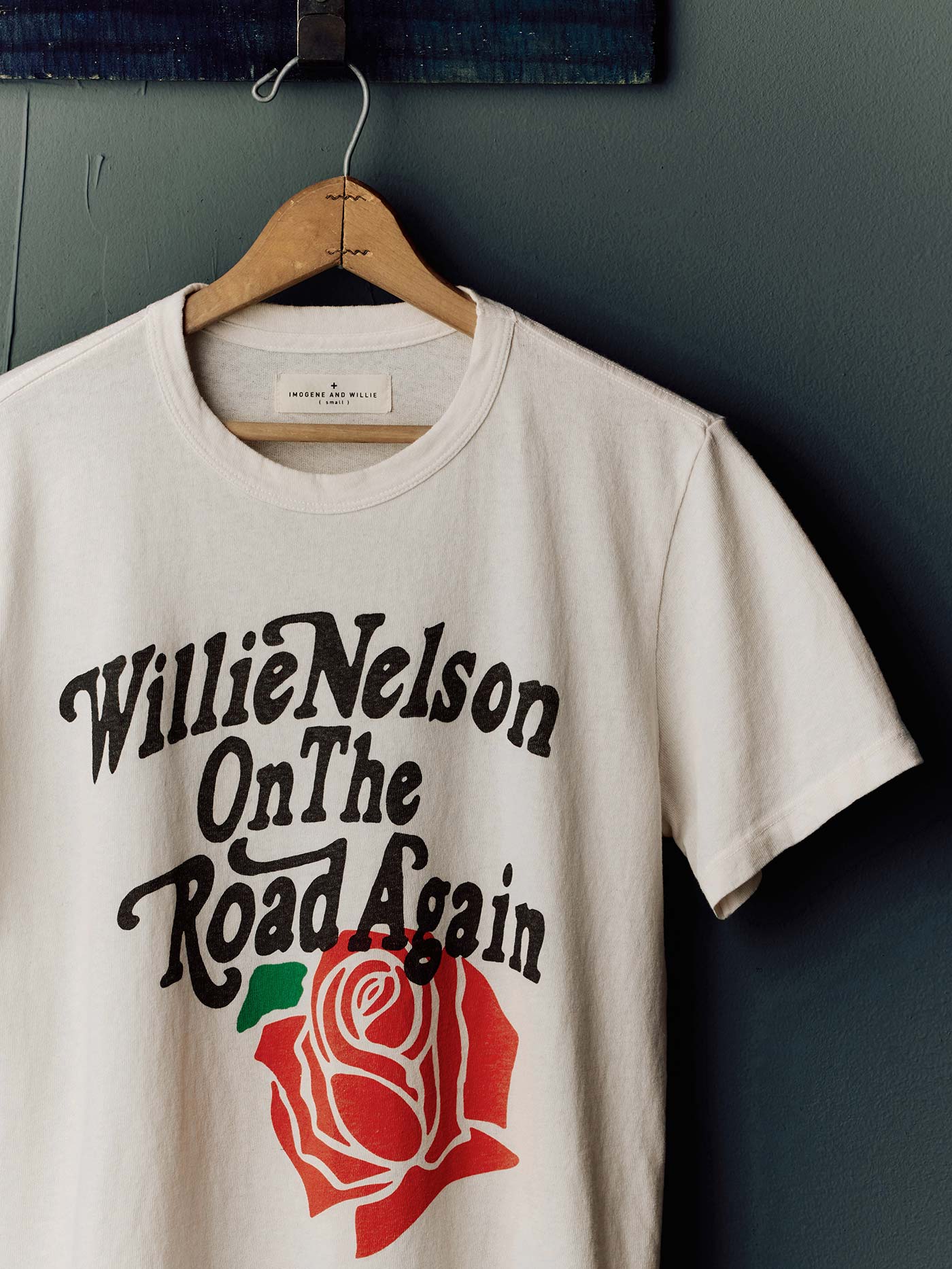 i+w x willie nelson "on the road again" tee - Image 5