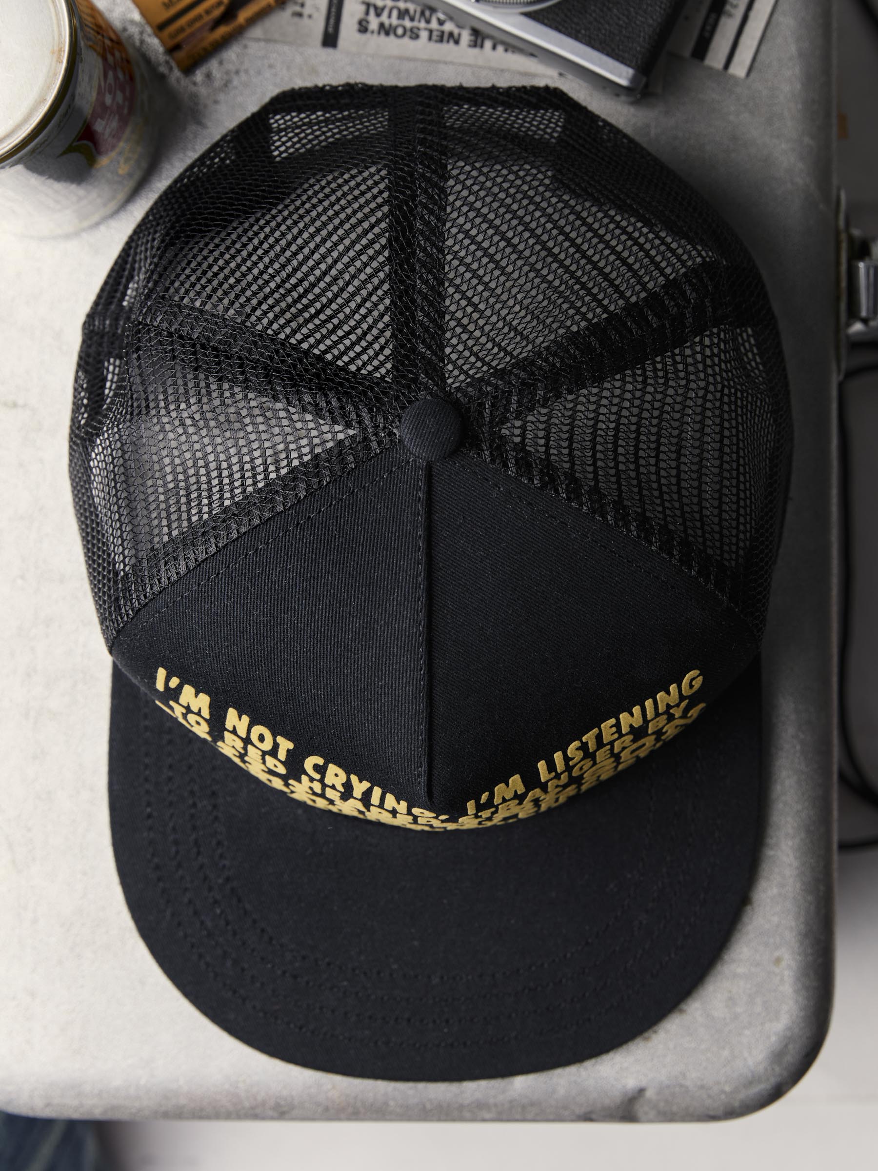 i+w x willie nelson "red headed stranger" trucker - Image 3