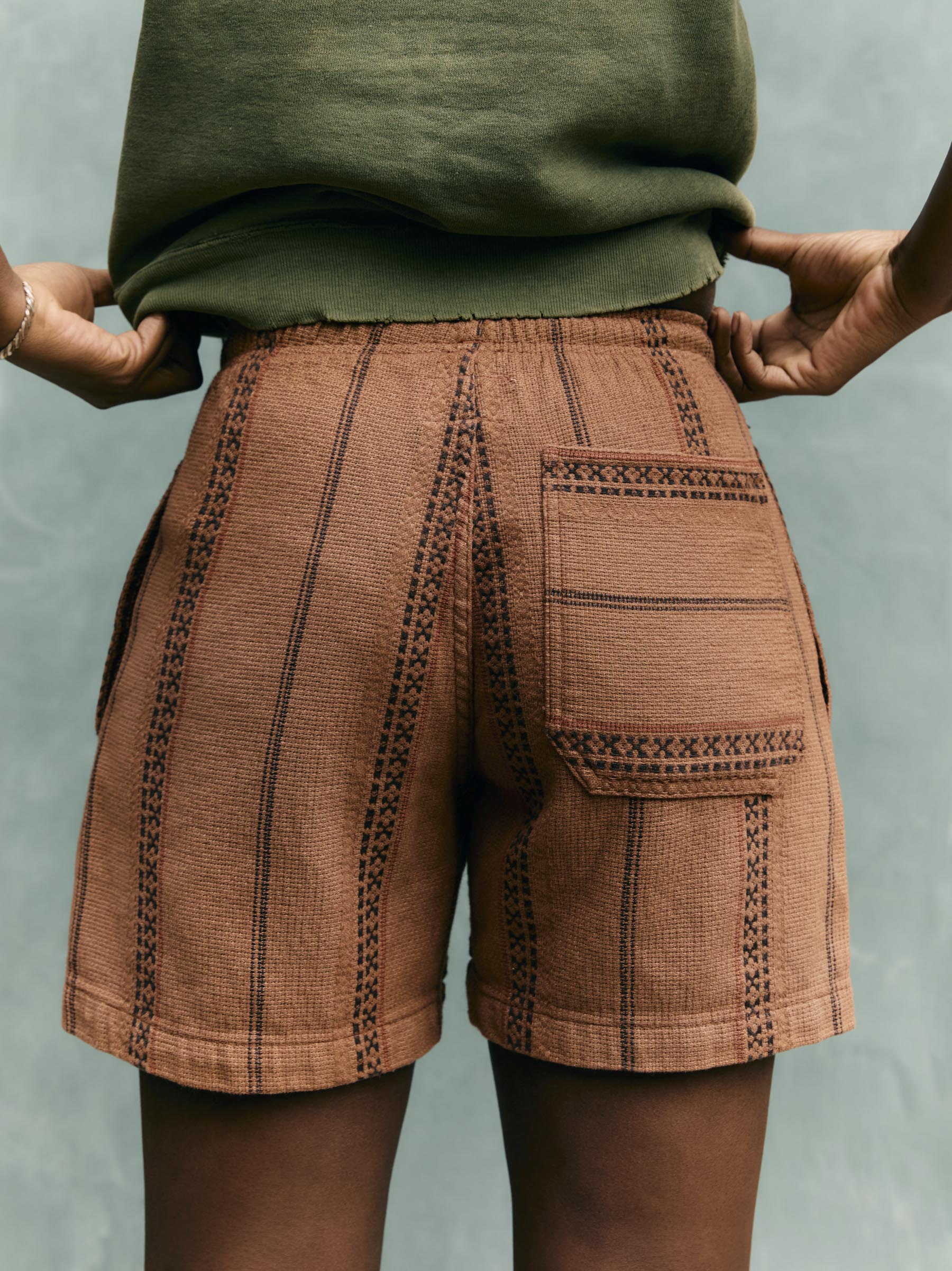 lagos lounge short in brown - Image 6