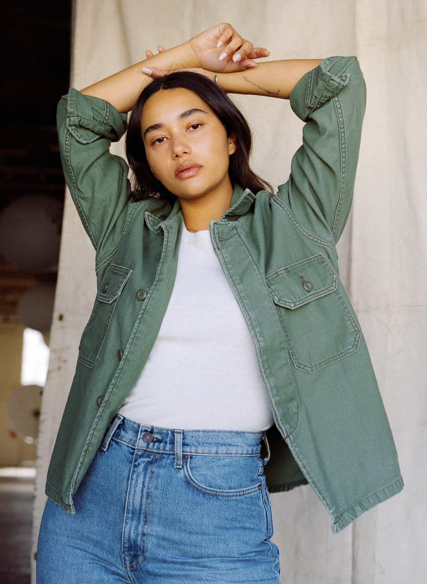 military shirt jacket in fatigue green - Image 8