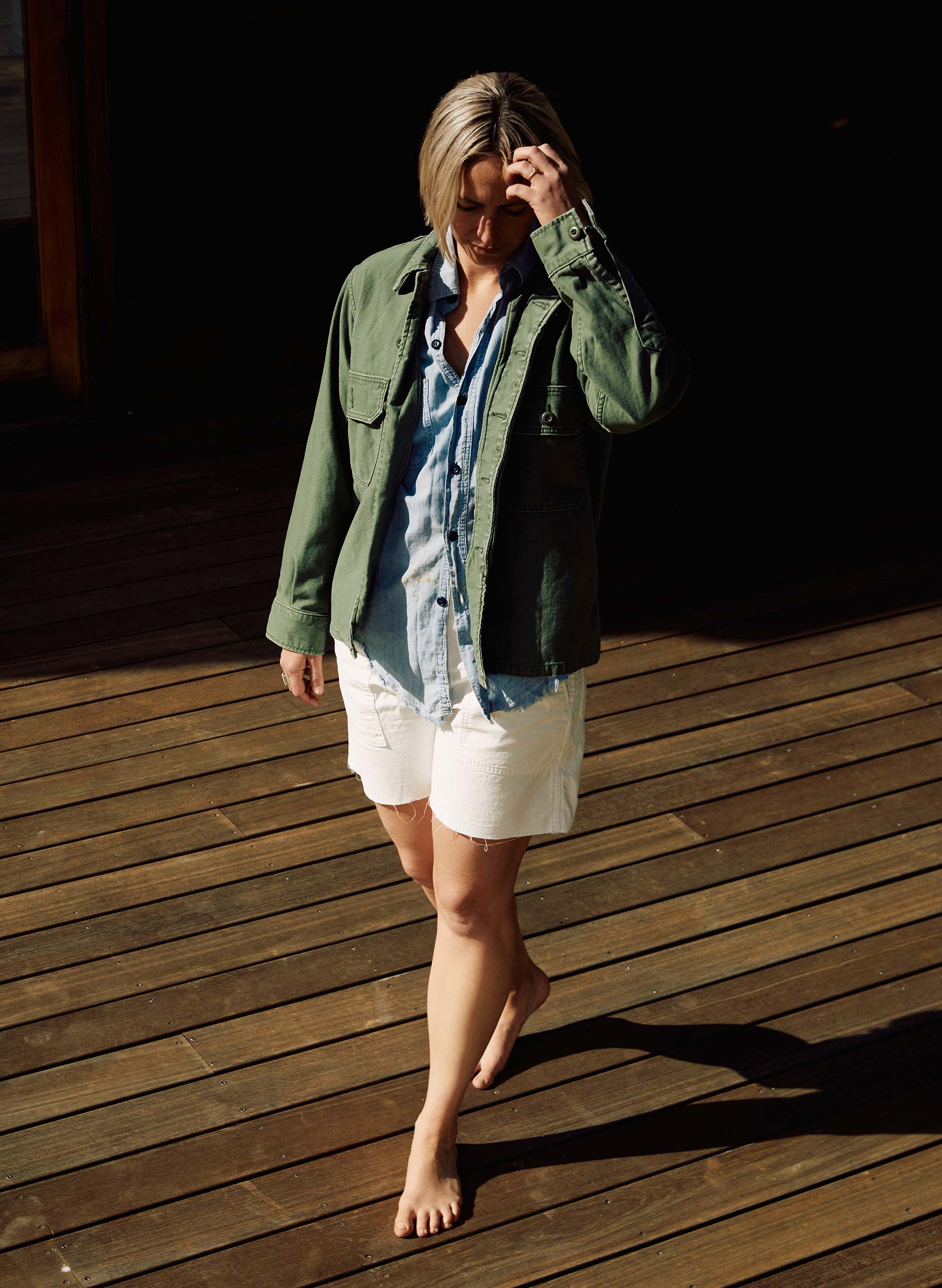 military shirt jacket in fatigue green - Image 9