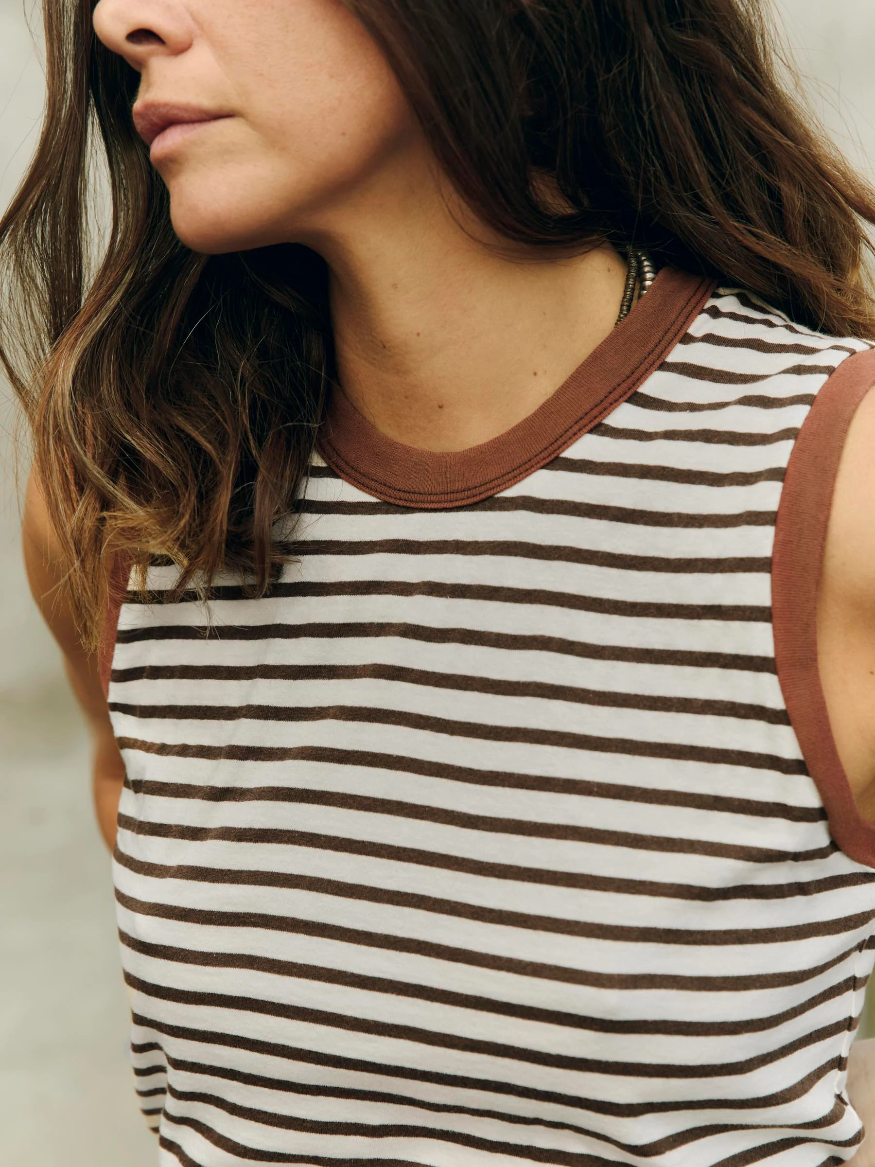muscle tank in brown stripe - Image 4