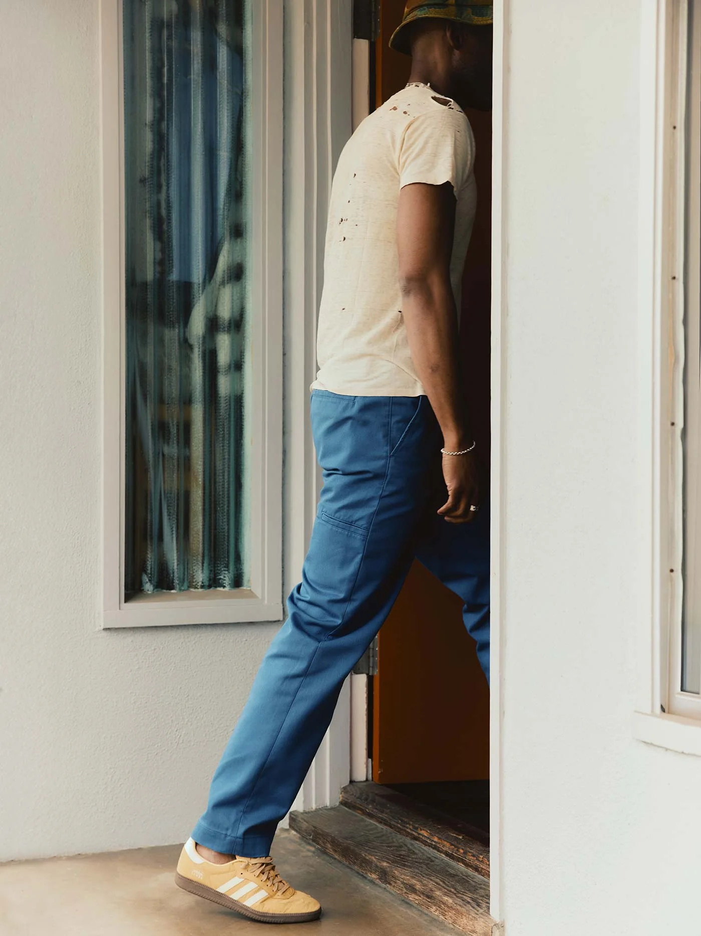 oceanside relaxed pant in postman blue - Image 3