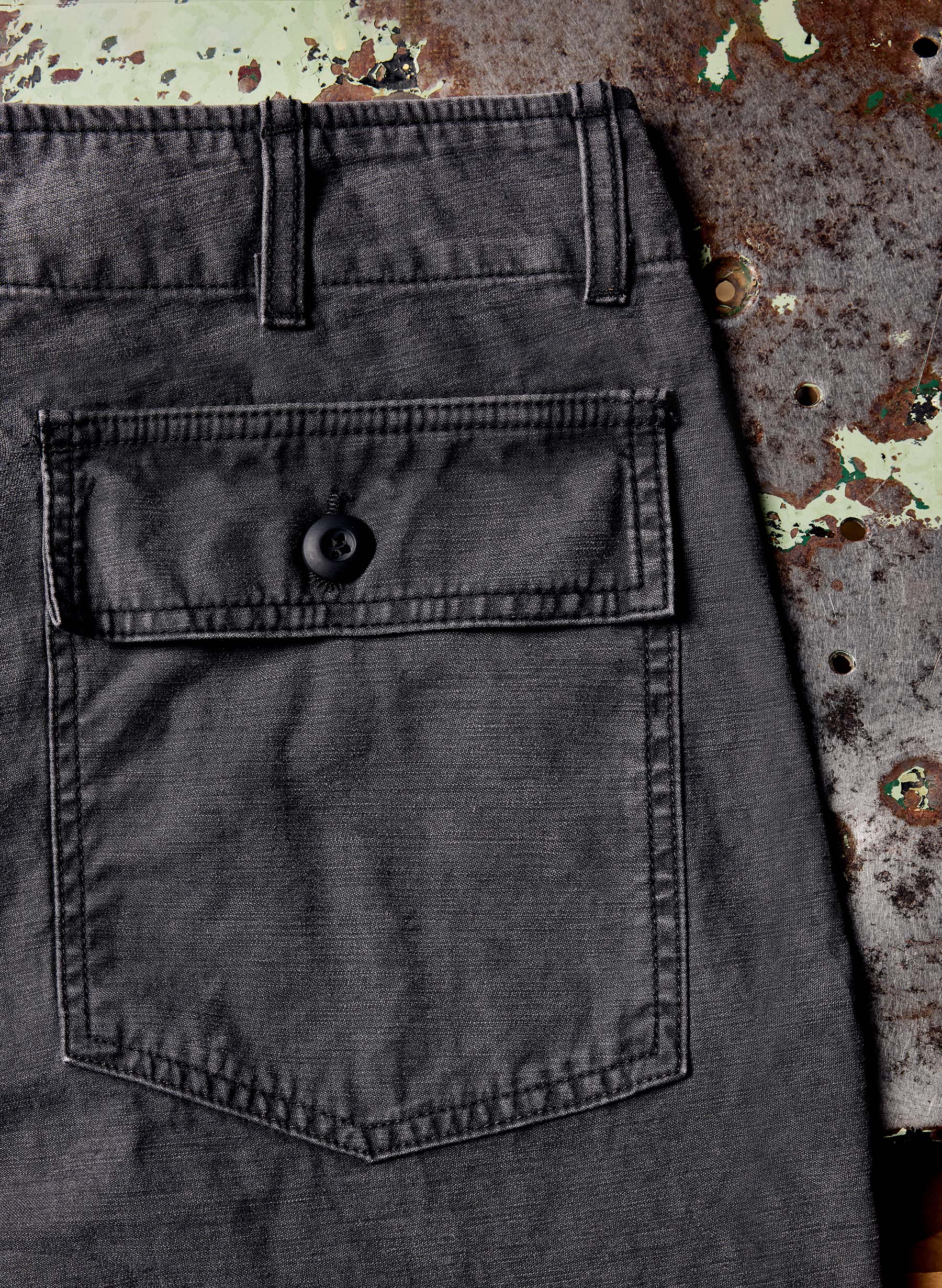 oliver military trouser in black - Image 4