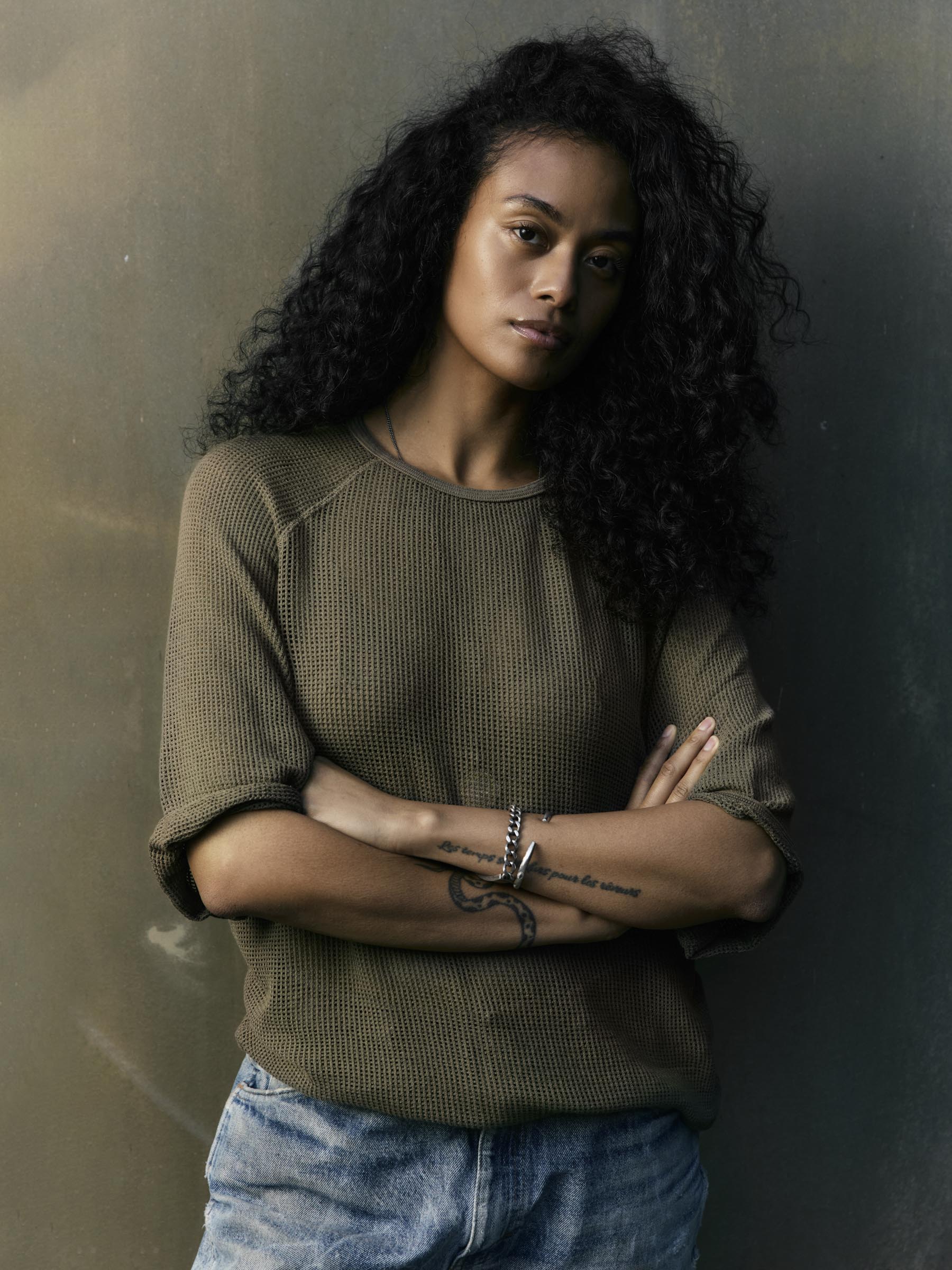 open weave raglan tee in olive - Image 3
