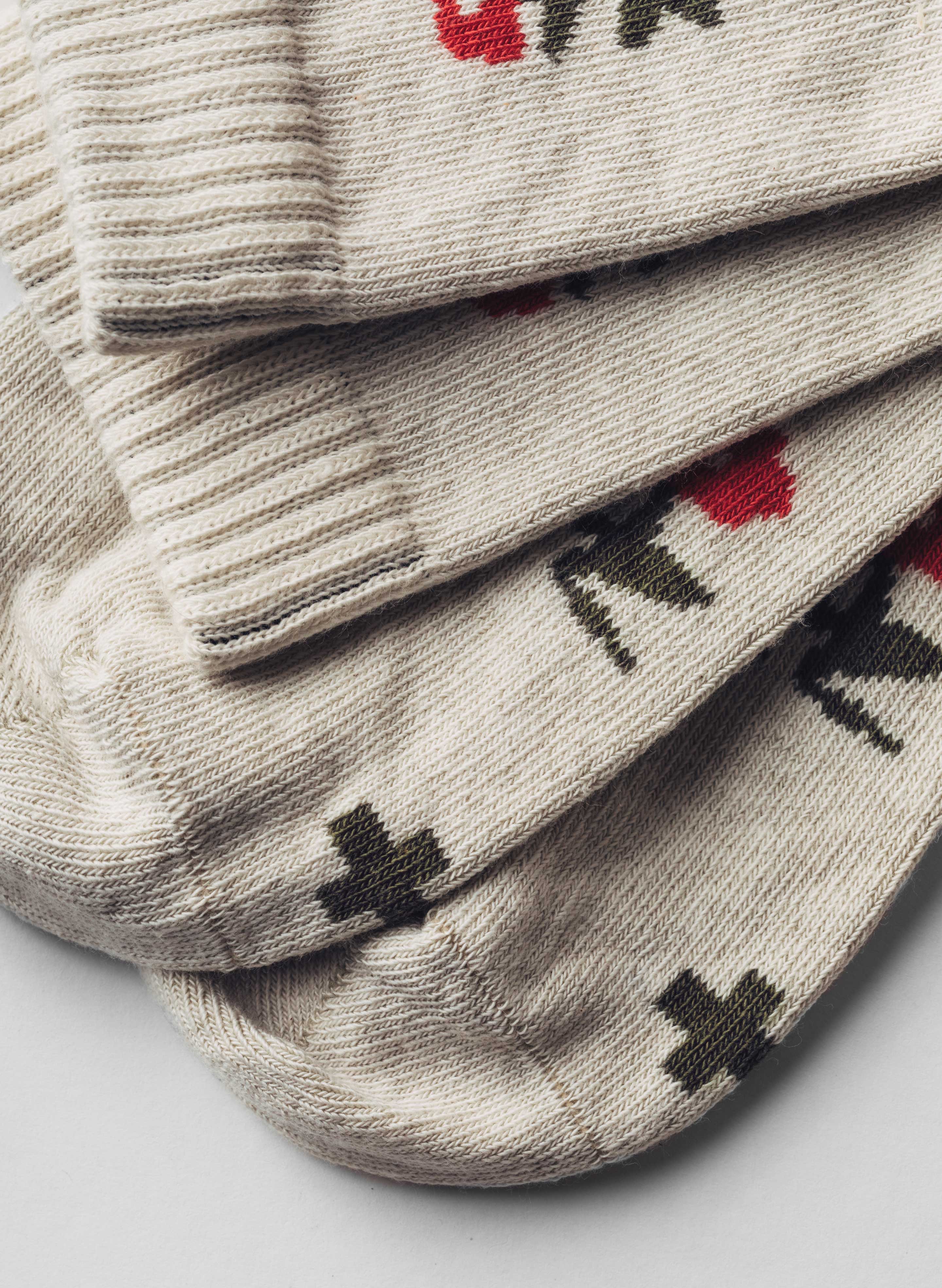 rosebud sock in natural - Image 5