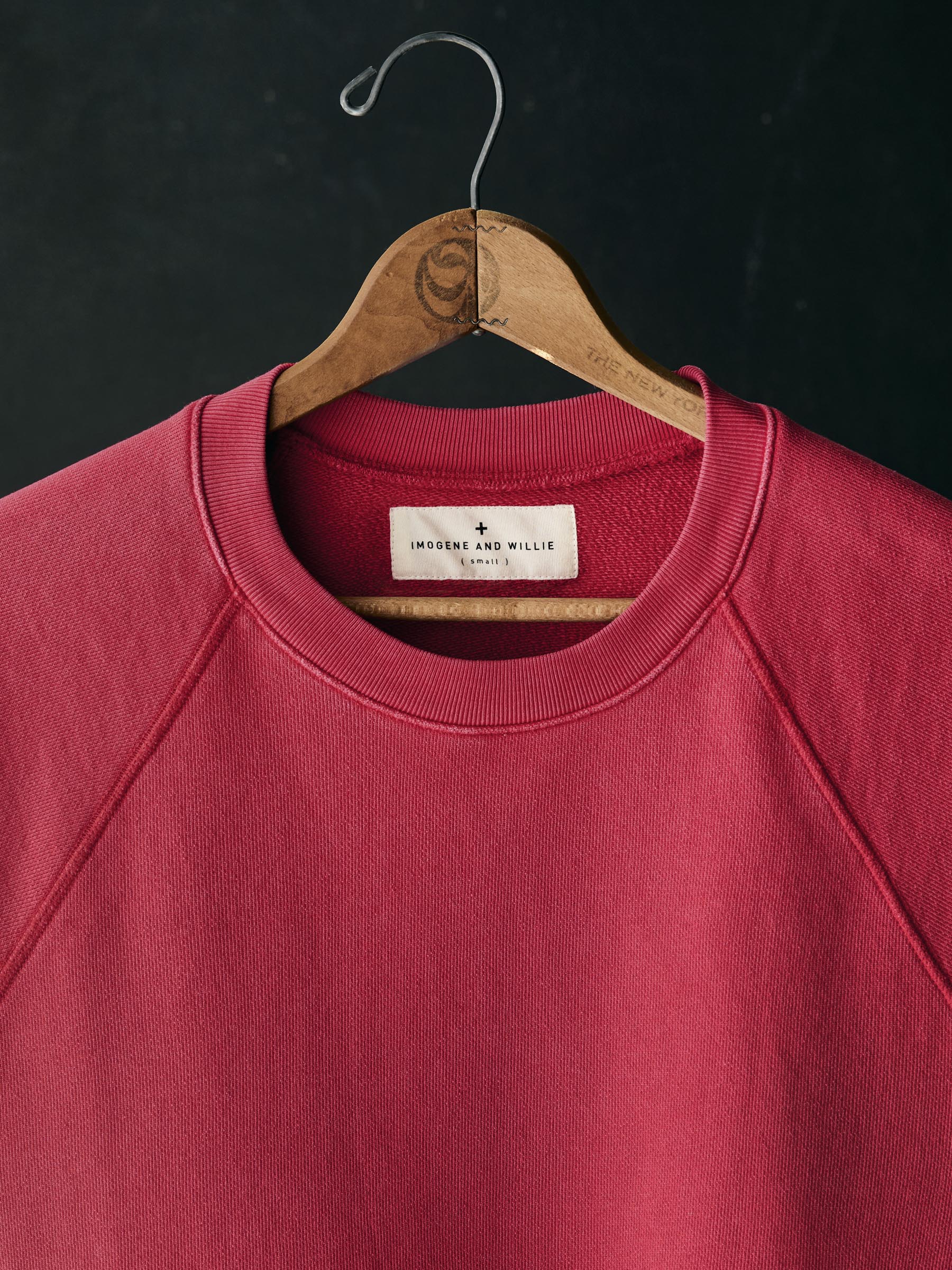 short sleeve raglan sweatshirt in red - Image 2