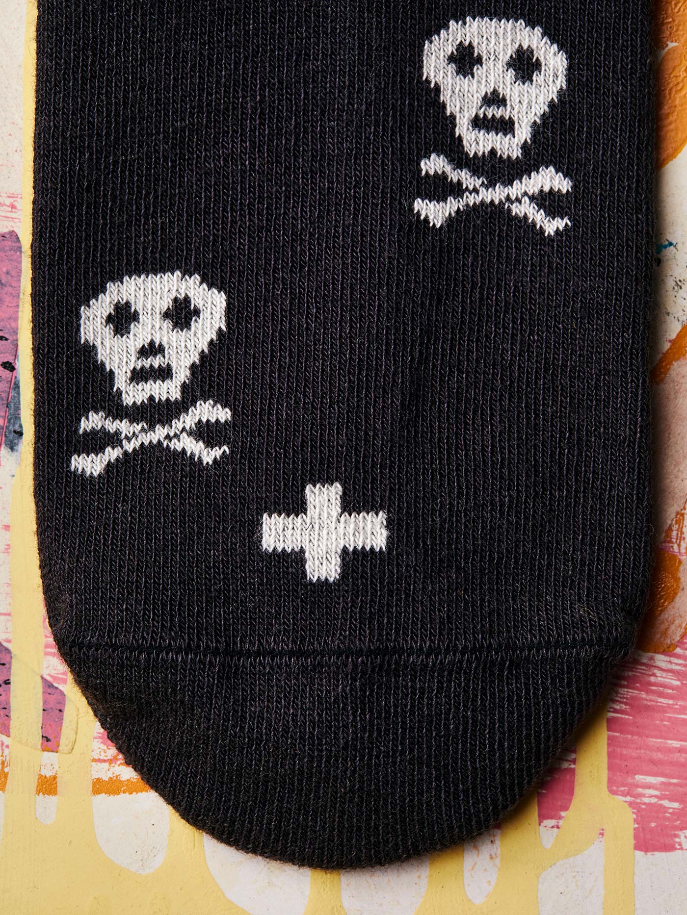 skull sock in charcoal - Image 3