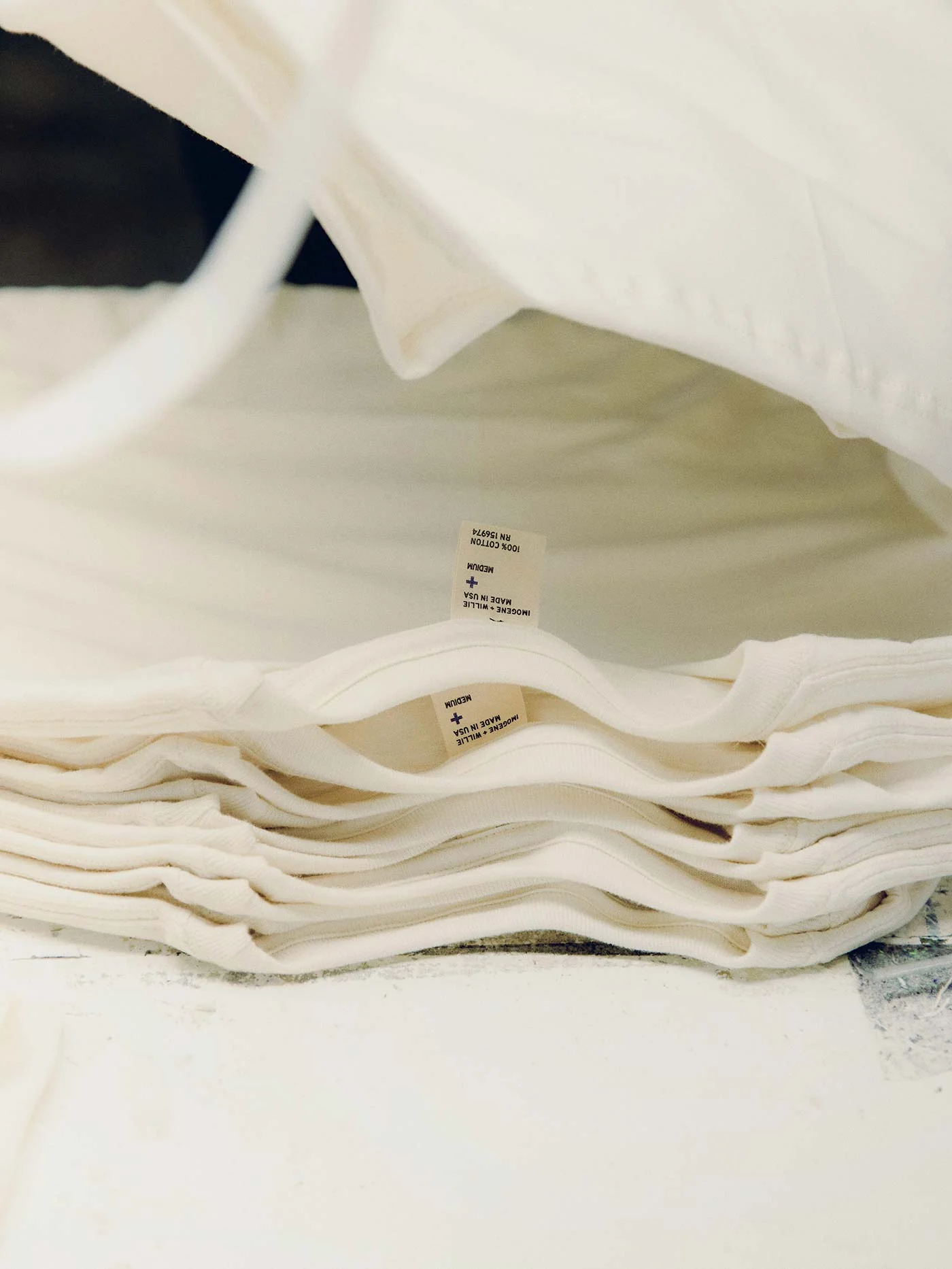 the cotton project tee in vintage white - Image 6