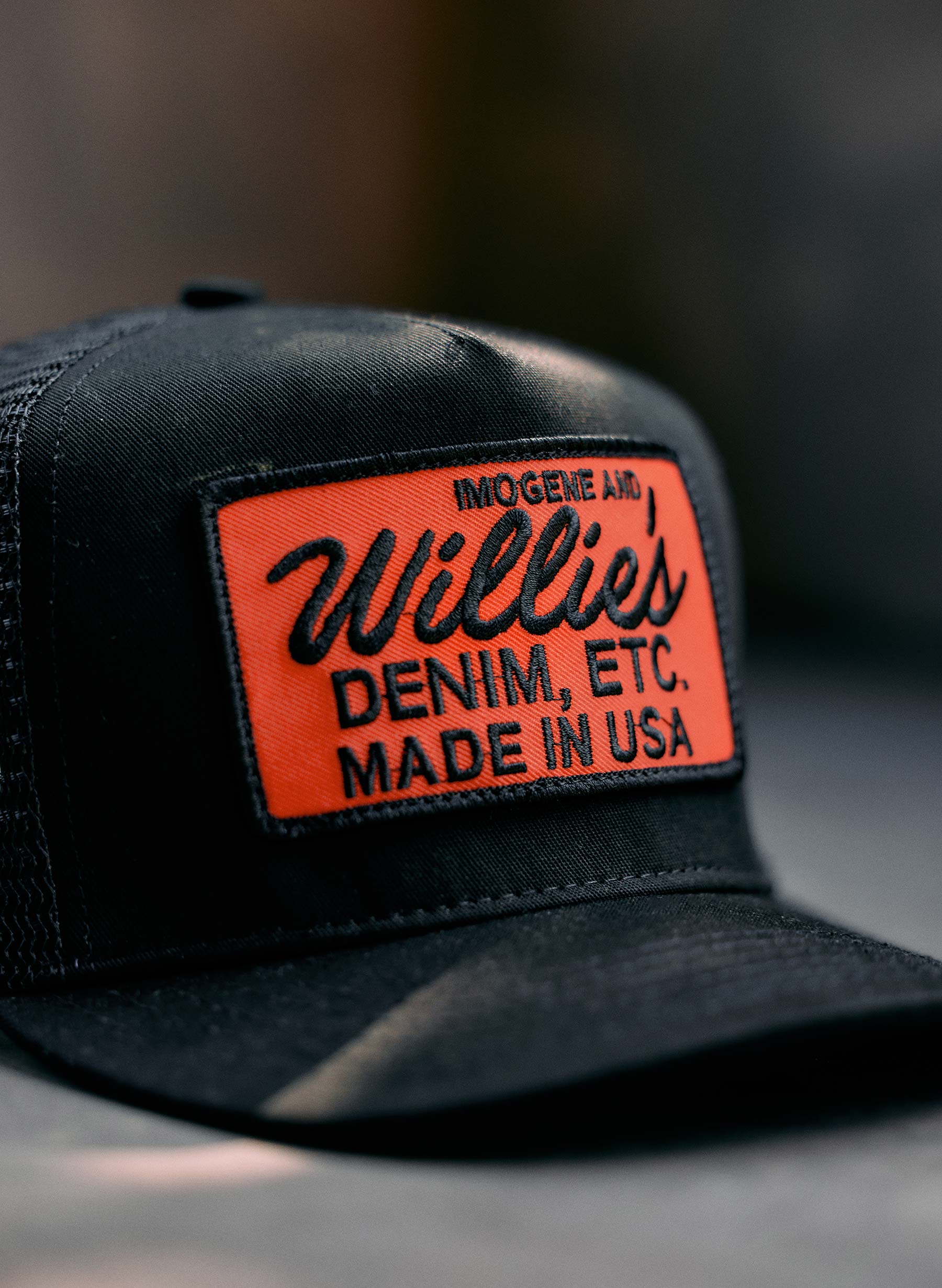 the "denim etc" trucker in black - Image 4