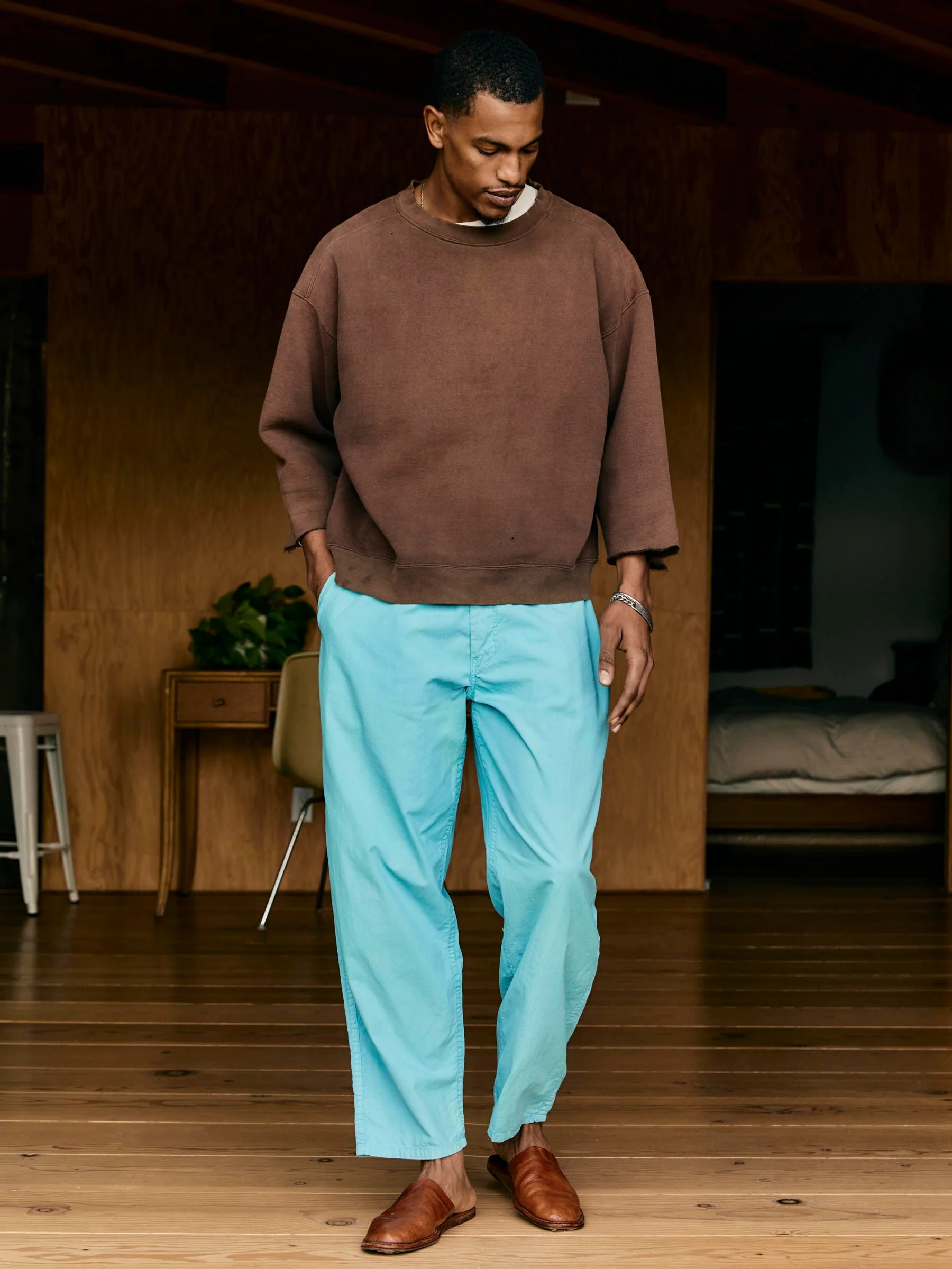 the lounge pant in aqua poplin - Image 7
