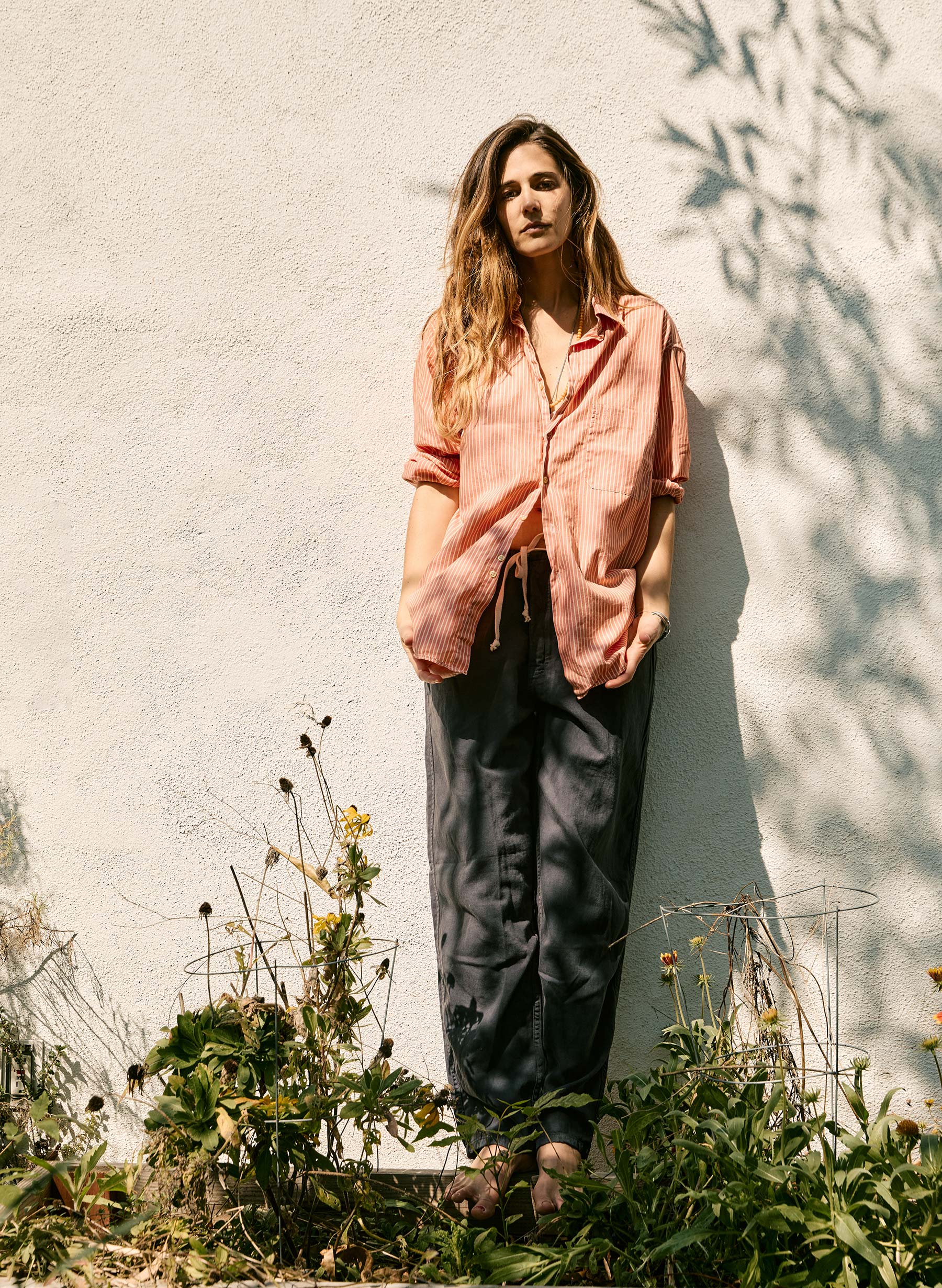 the lounge pant in faded black - Image 7