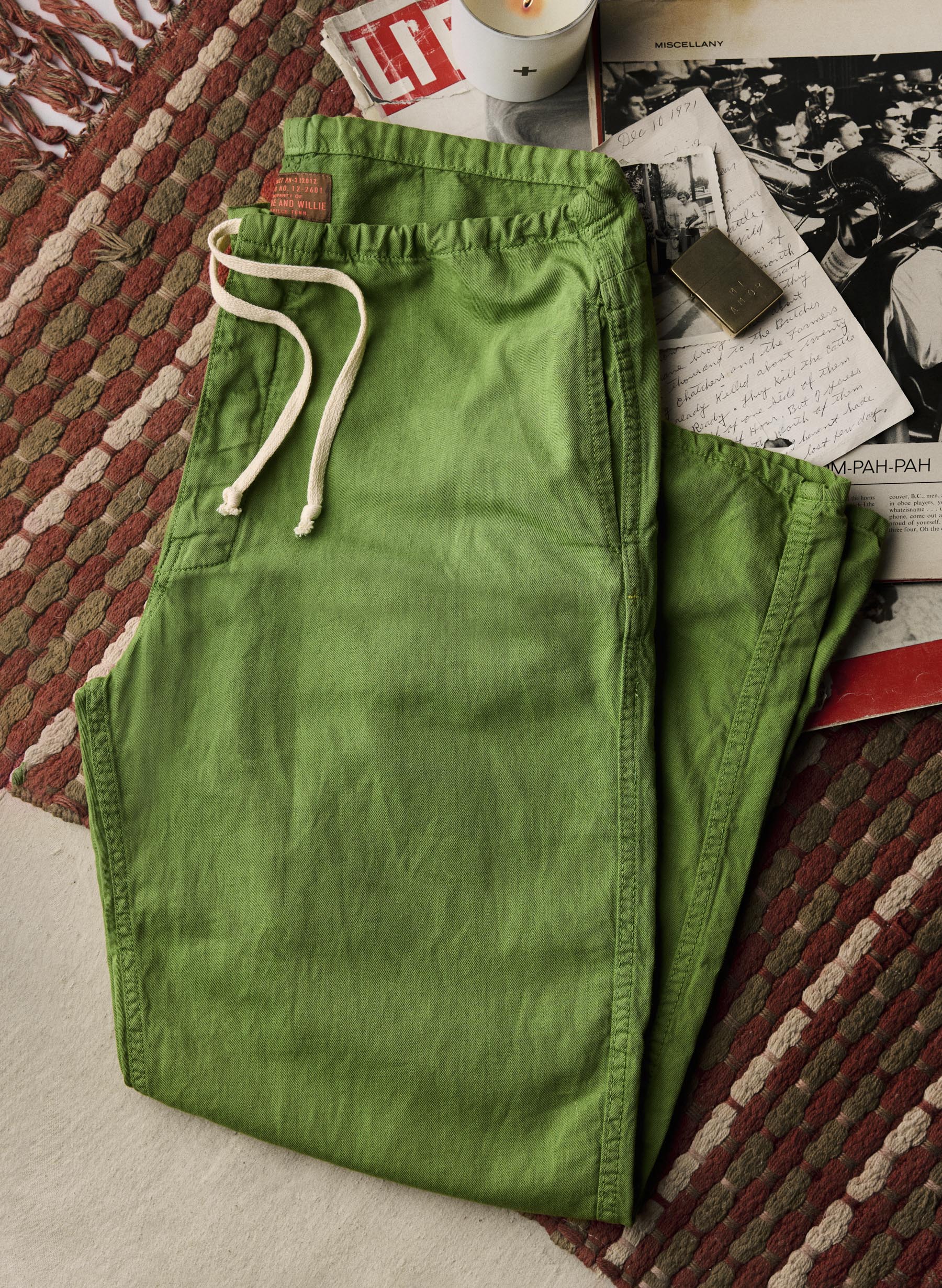 the lounge pant in fern green - Image 7