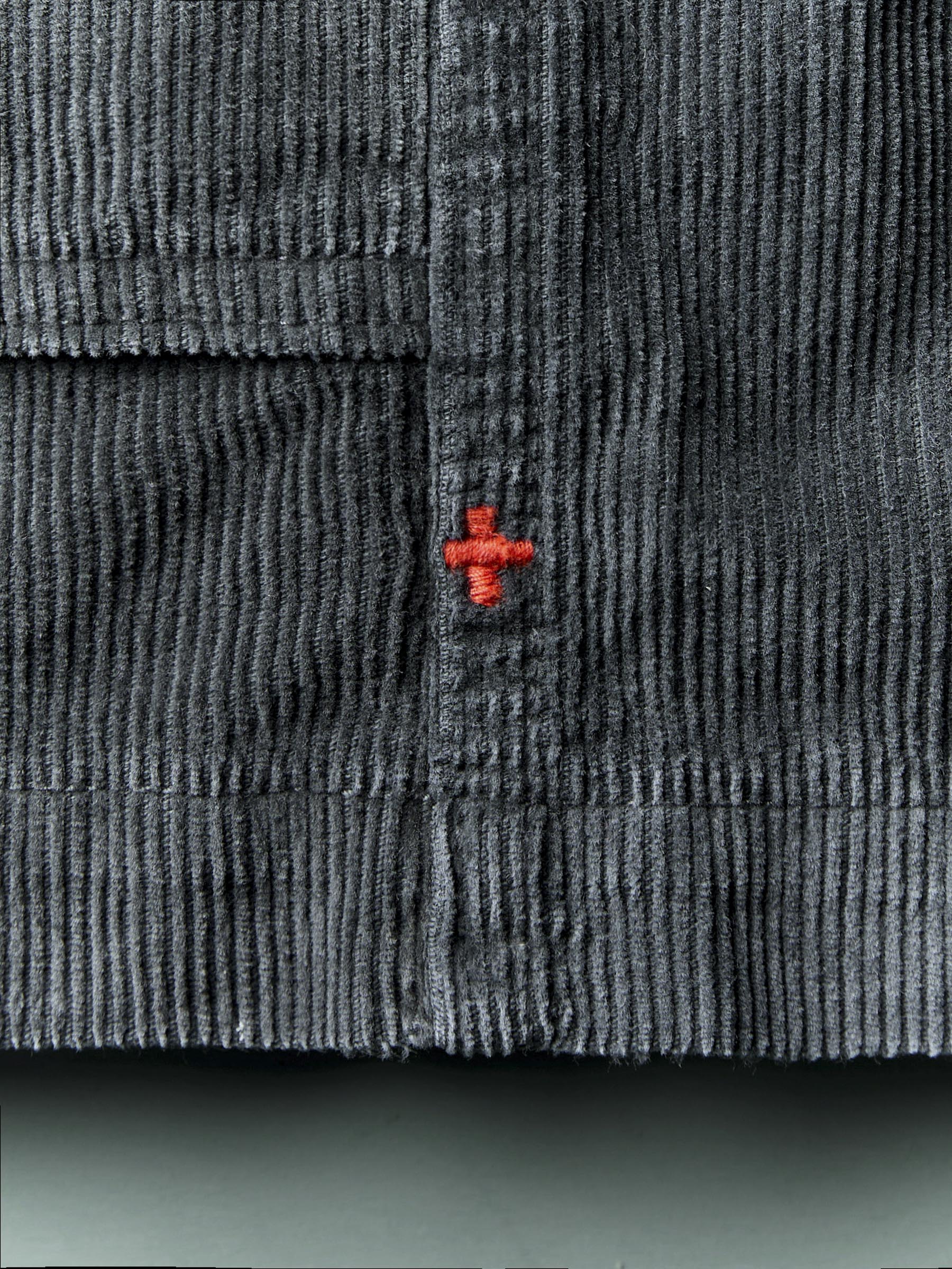 the lounge short in sunfaded black cord - Image 8