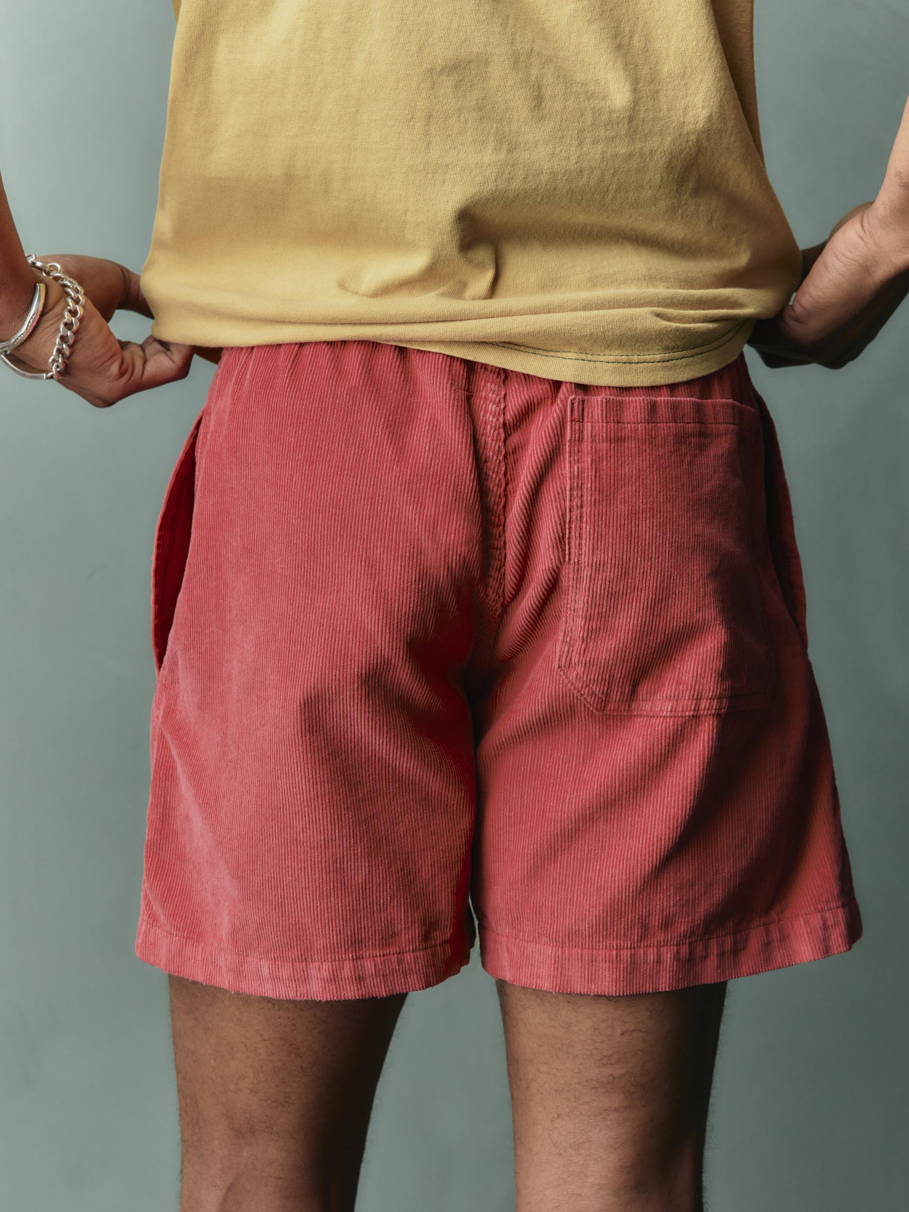 the lounge short in sunfaded red cord - Image 3