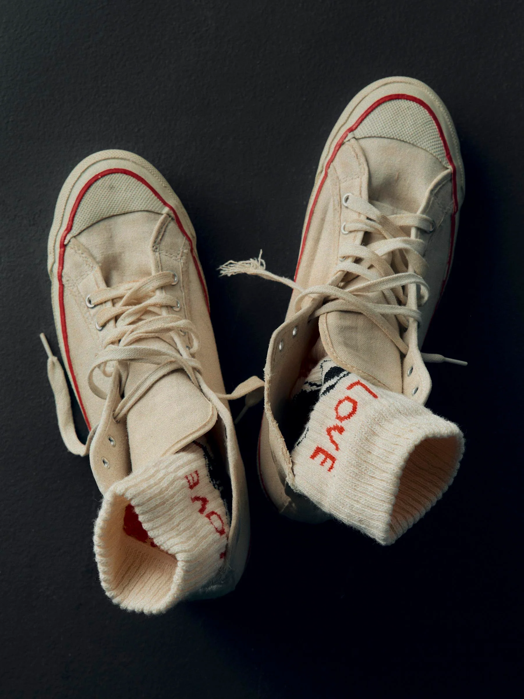 the "love stinks" sock - Image 4