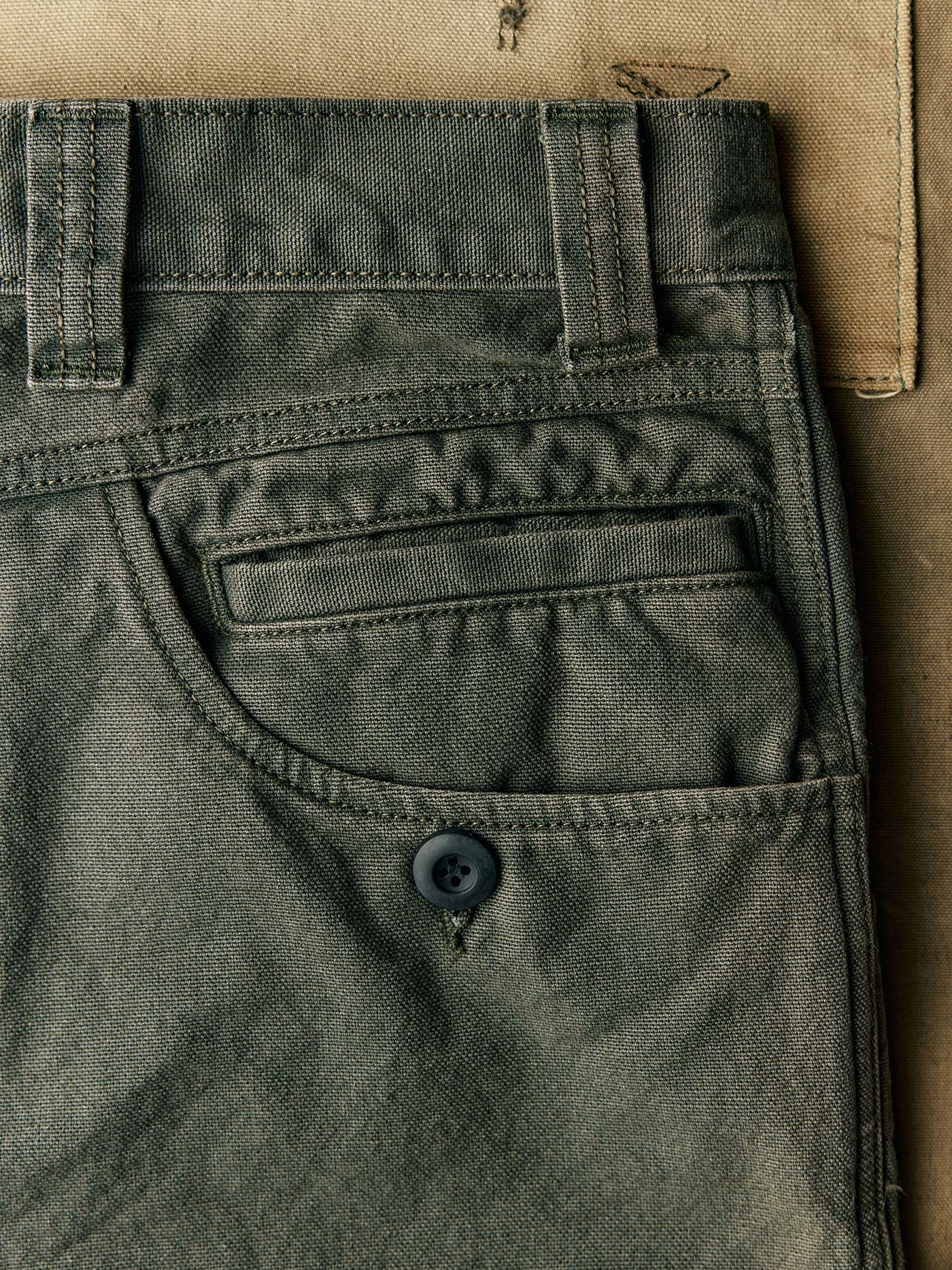 the mountain short in slate green - Image 6