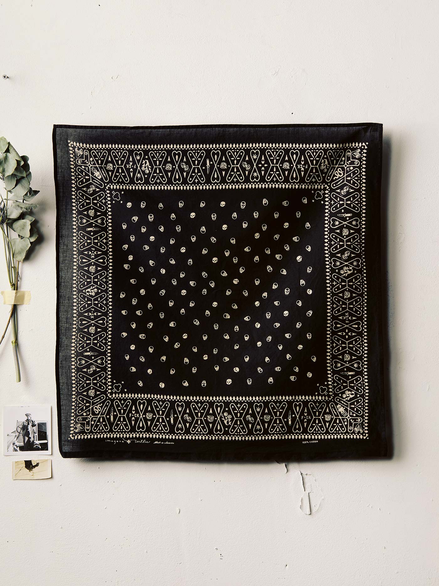 the "muerte" bandana