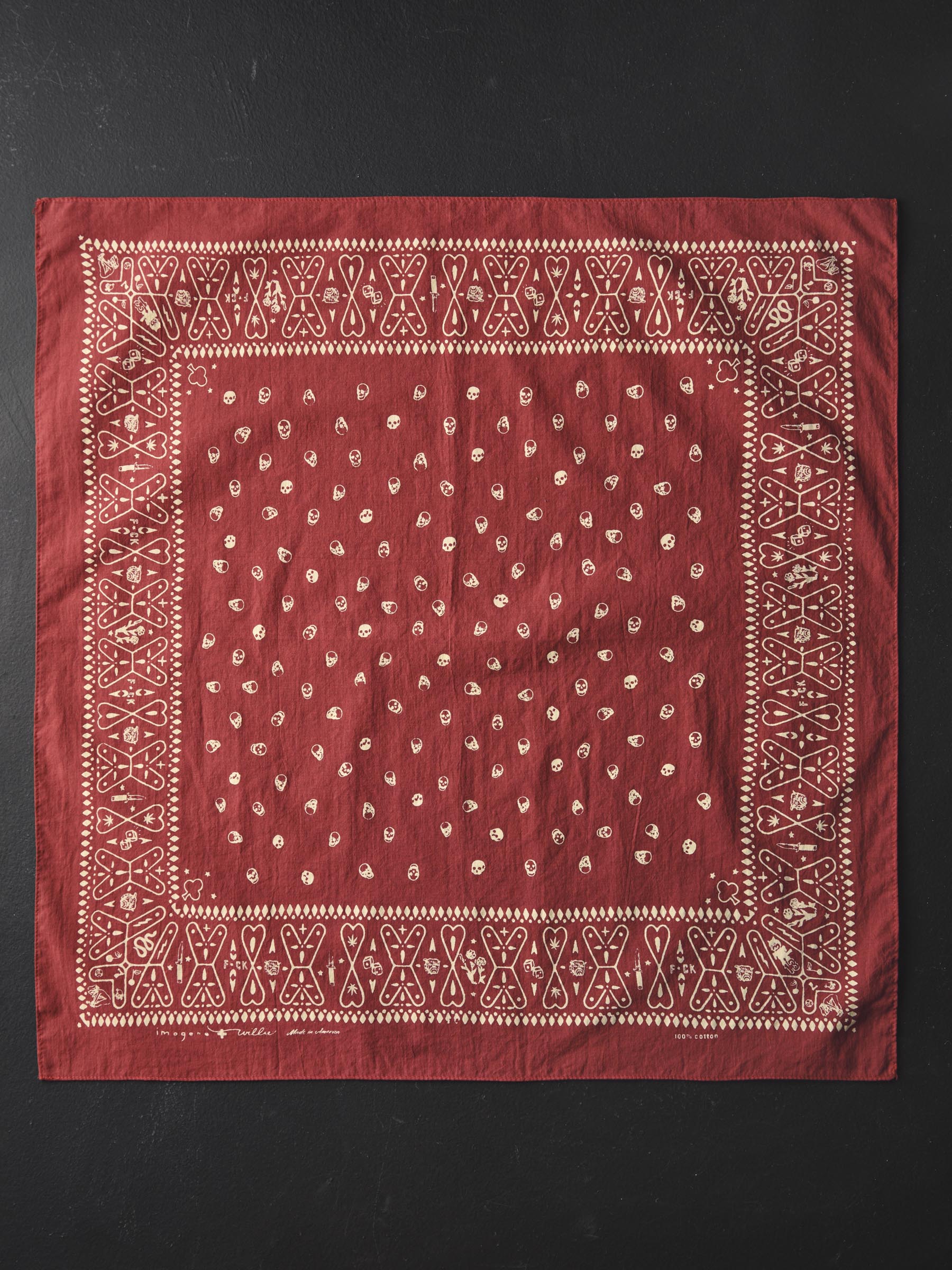the "muerte" bandana in red
