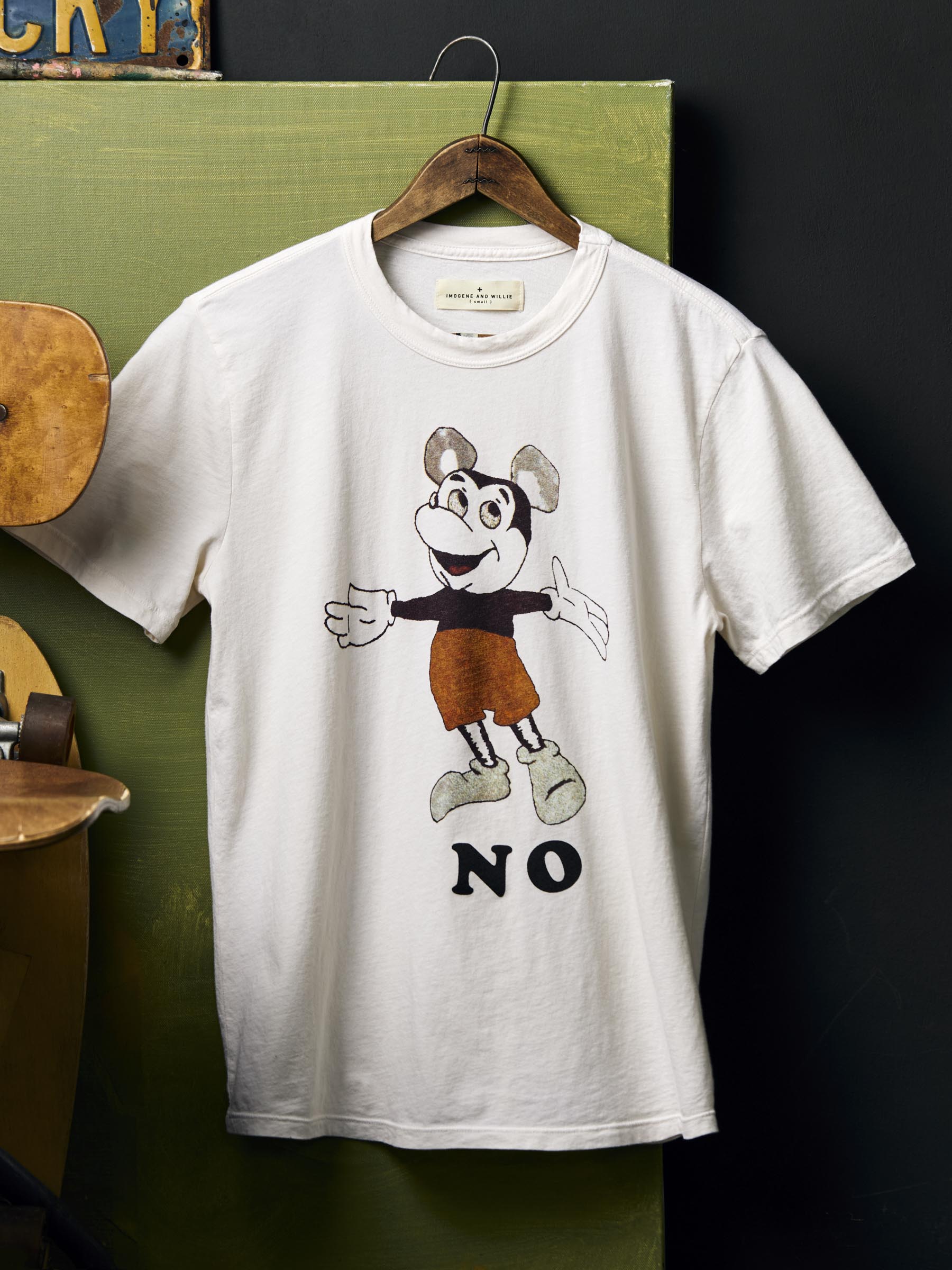 the "no" tee
