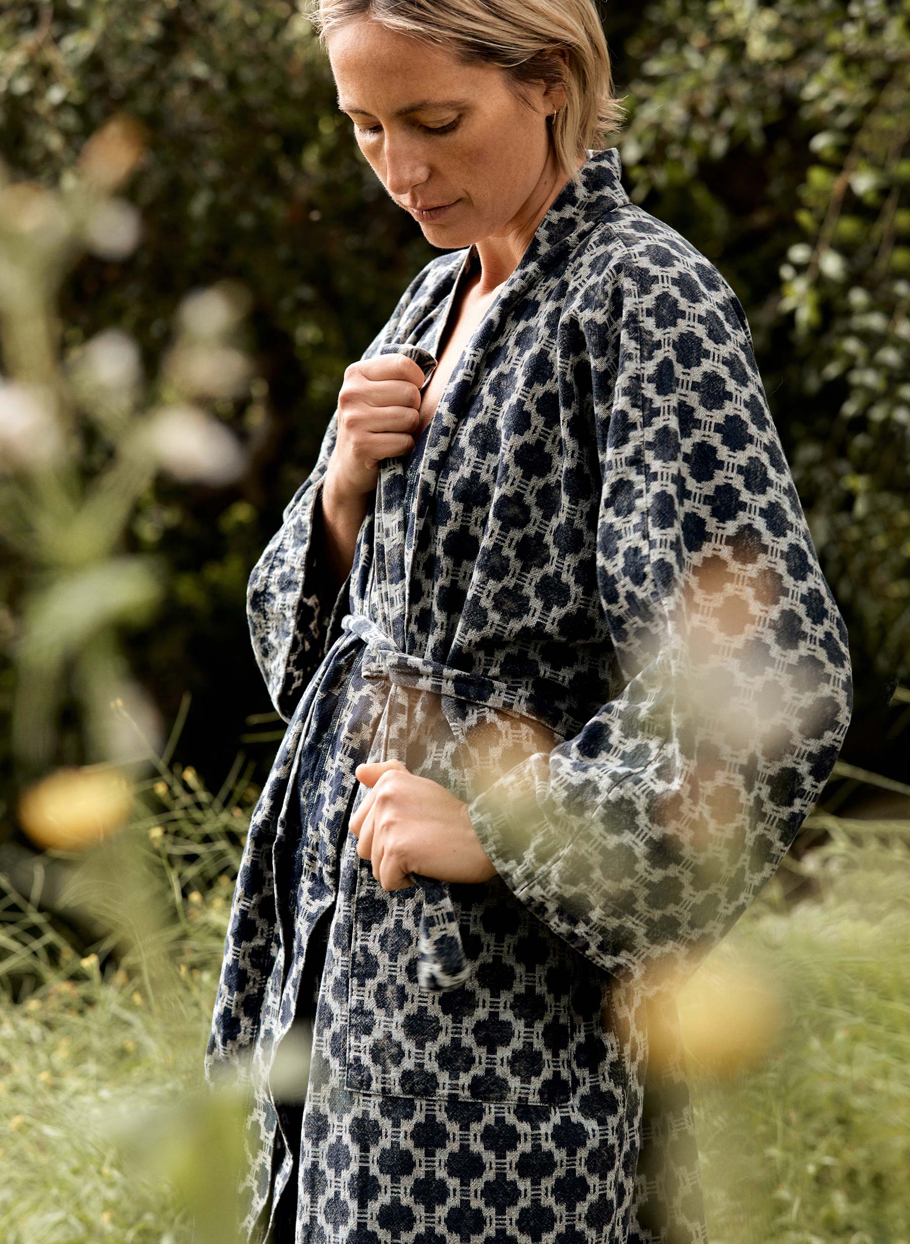 the ojai robe in indigo kiji - Image 8