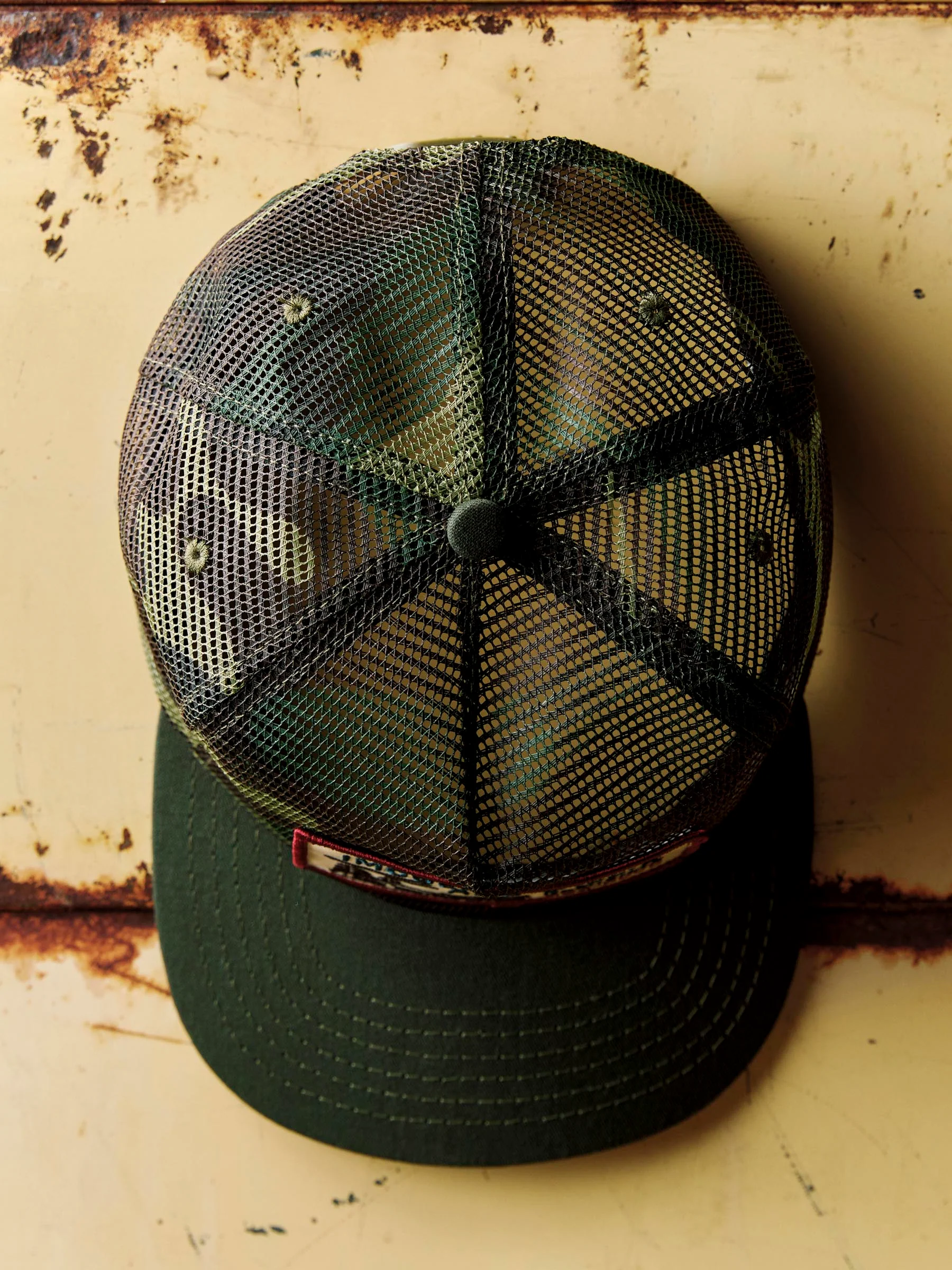 the "service station" mesh trucker in camo - Image 3
