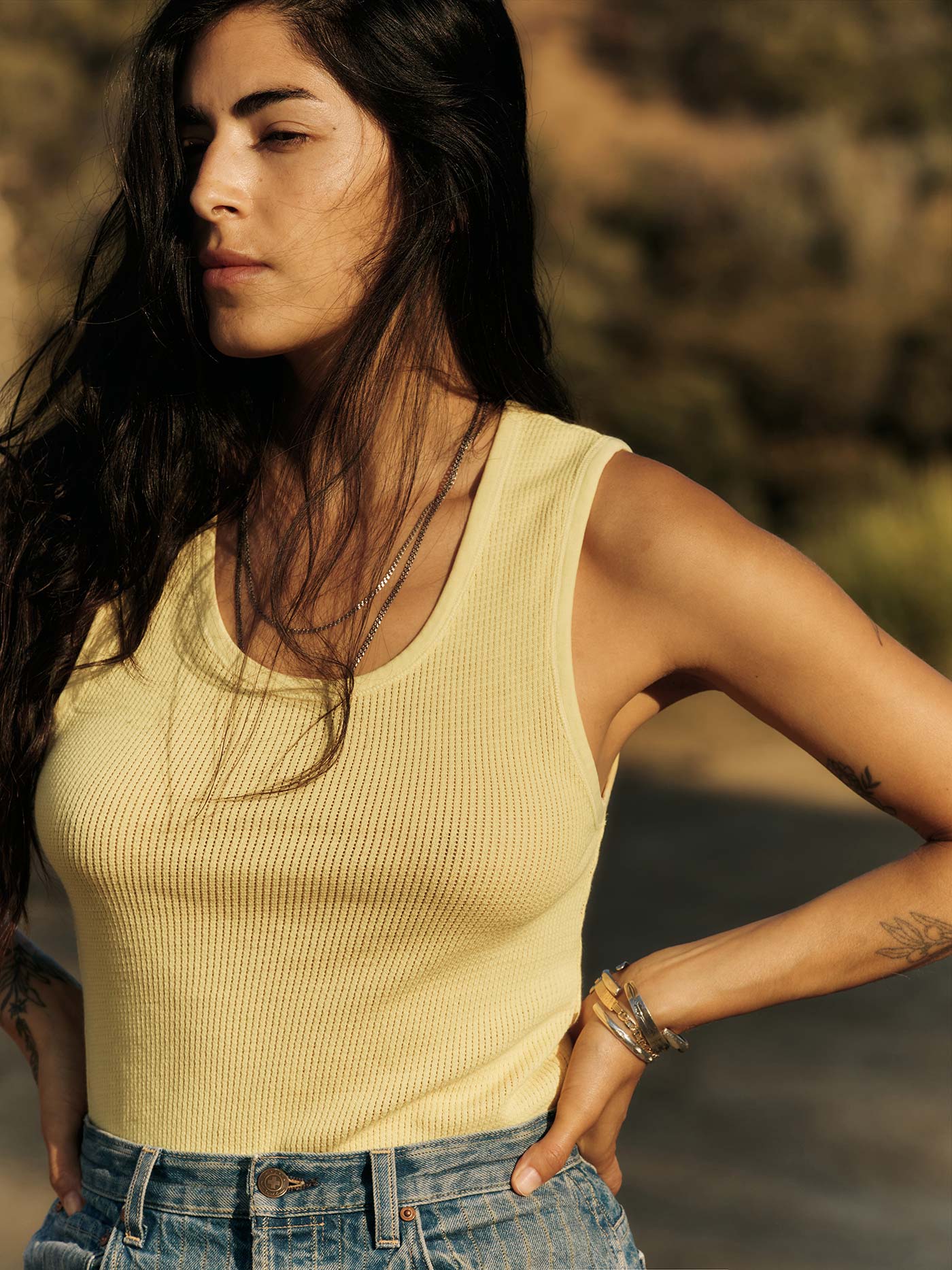 the vintage tank in open knit yellow - Image 4