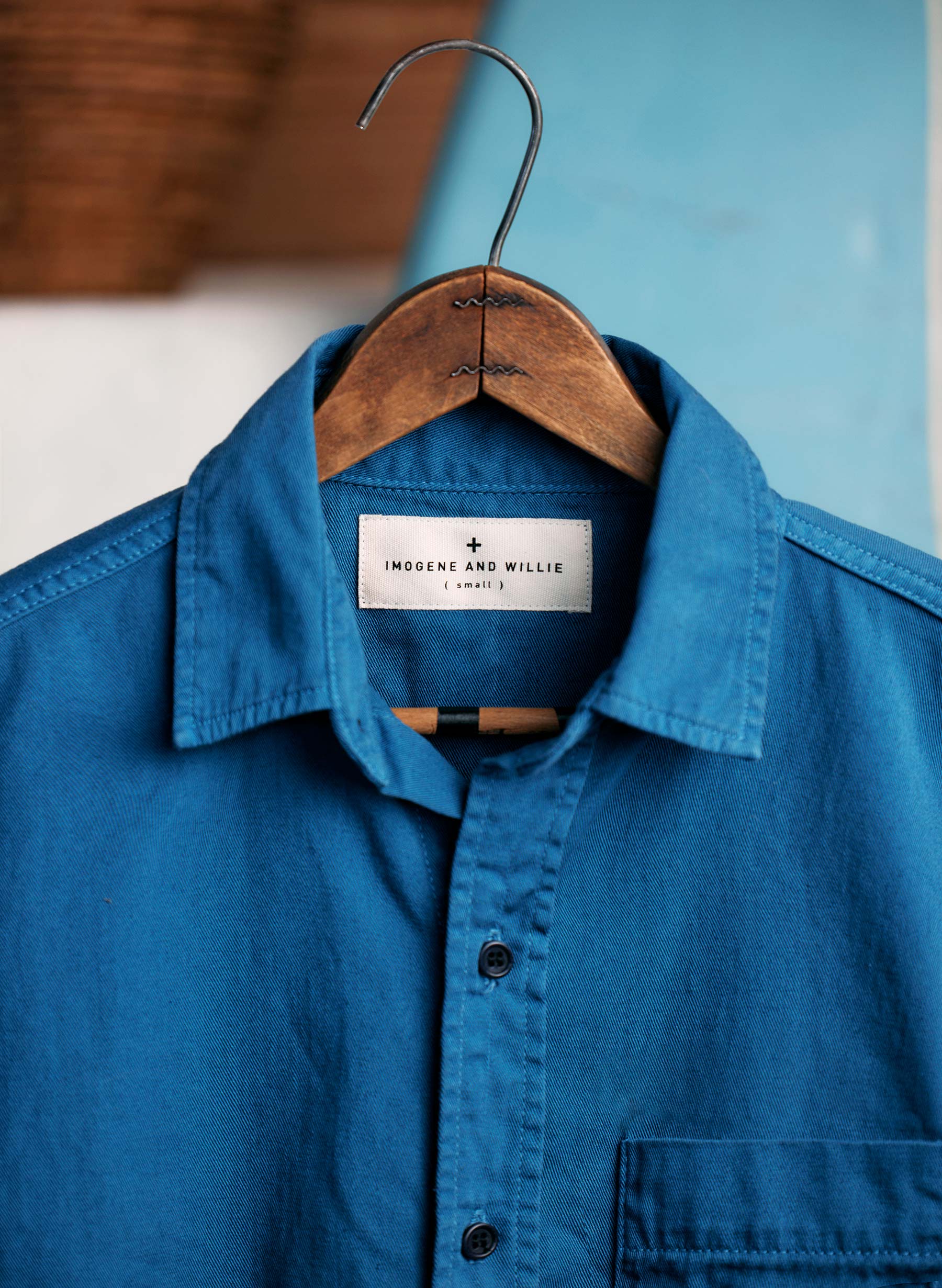 the whisper twill shirt in blue - Image 7