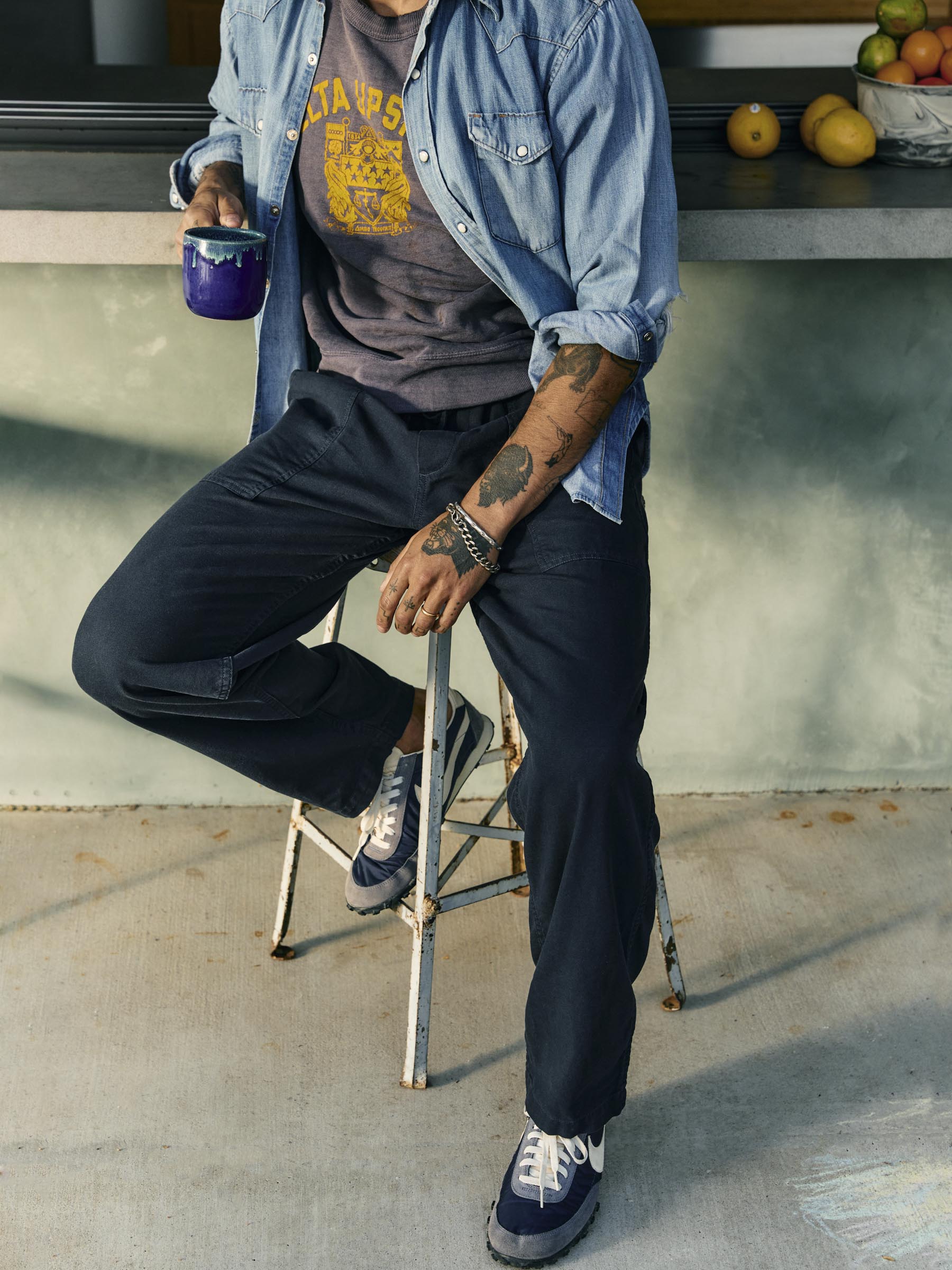 ventura chore pant in navy - Image 7