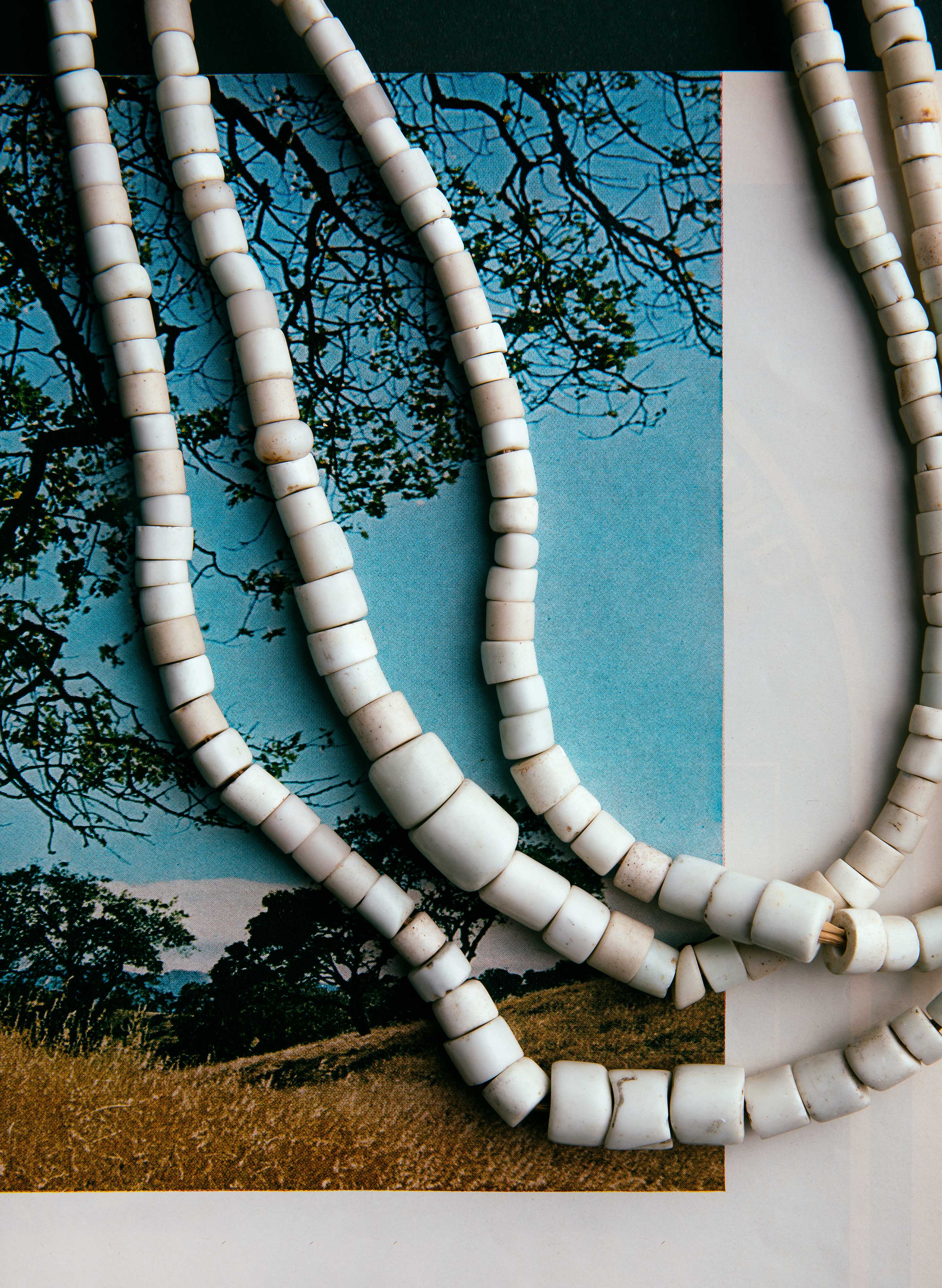 vintage white goomba trade bead necklace - Image 3