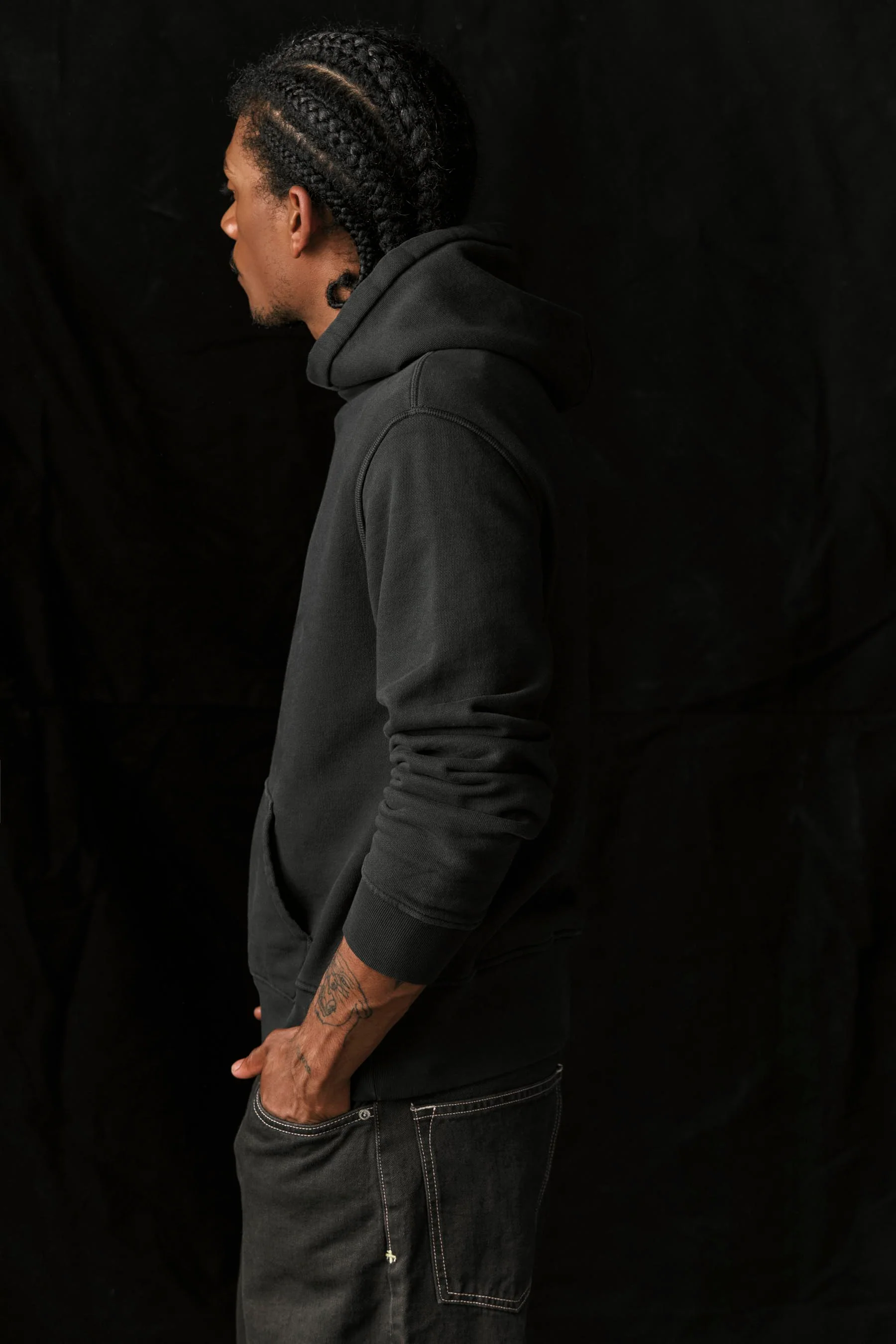 davenport hoodie in faded black - Image 7